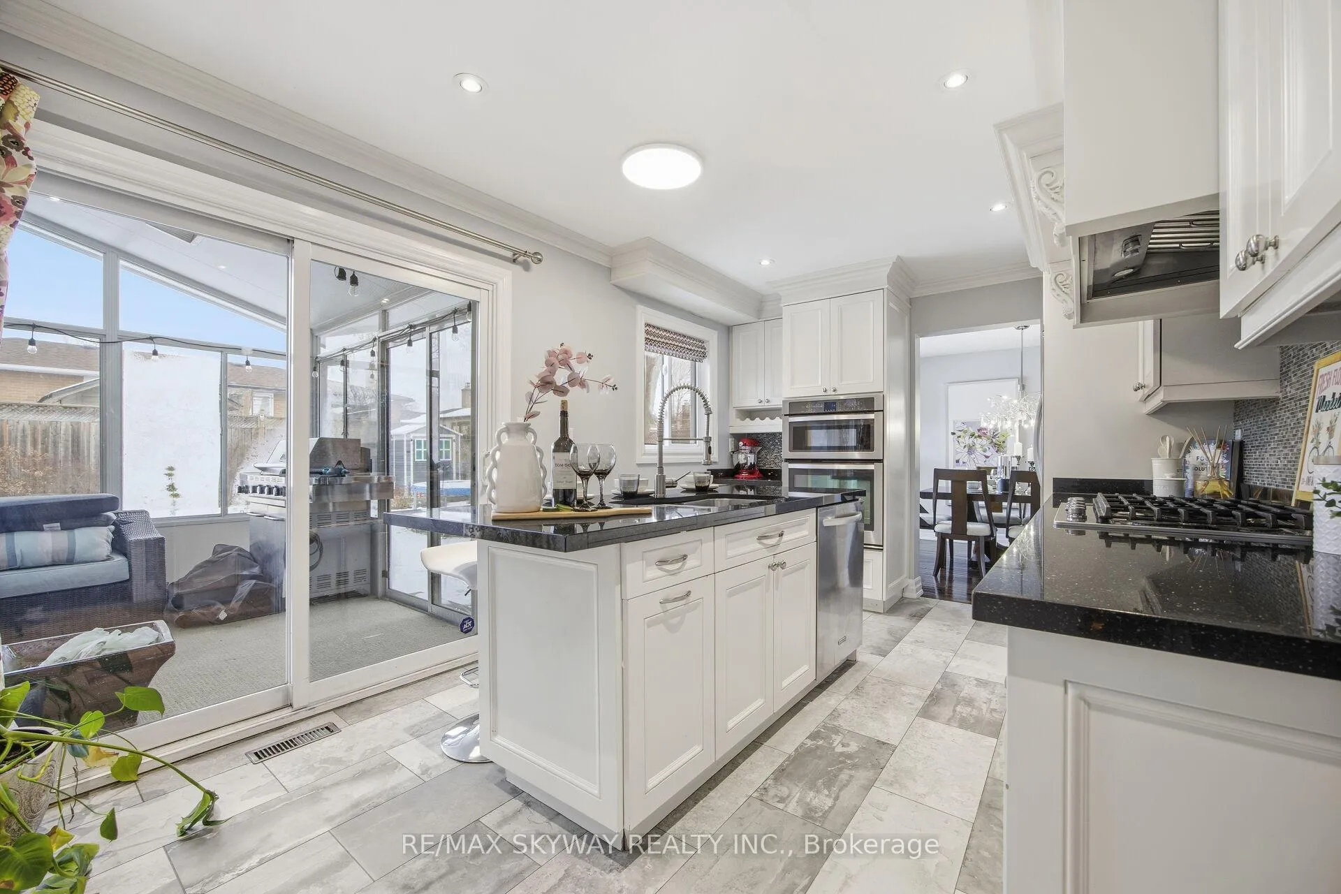 Photo 13 of 13 Mackay Street N, Brampton, Central Park — HOMEH