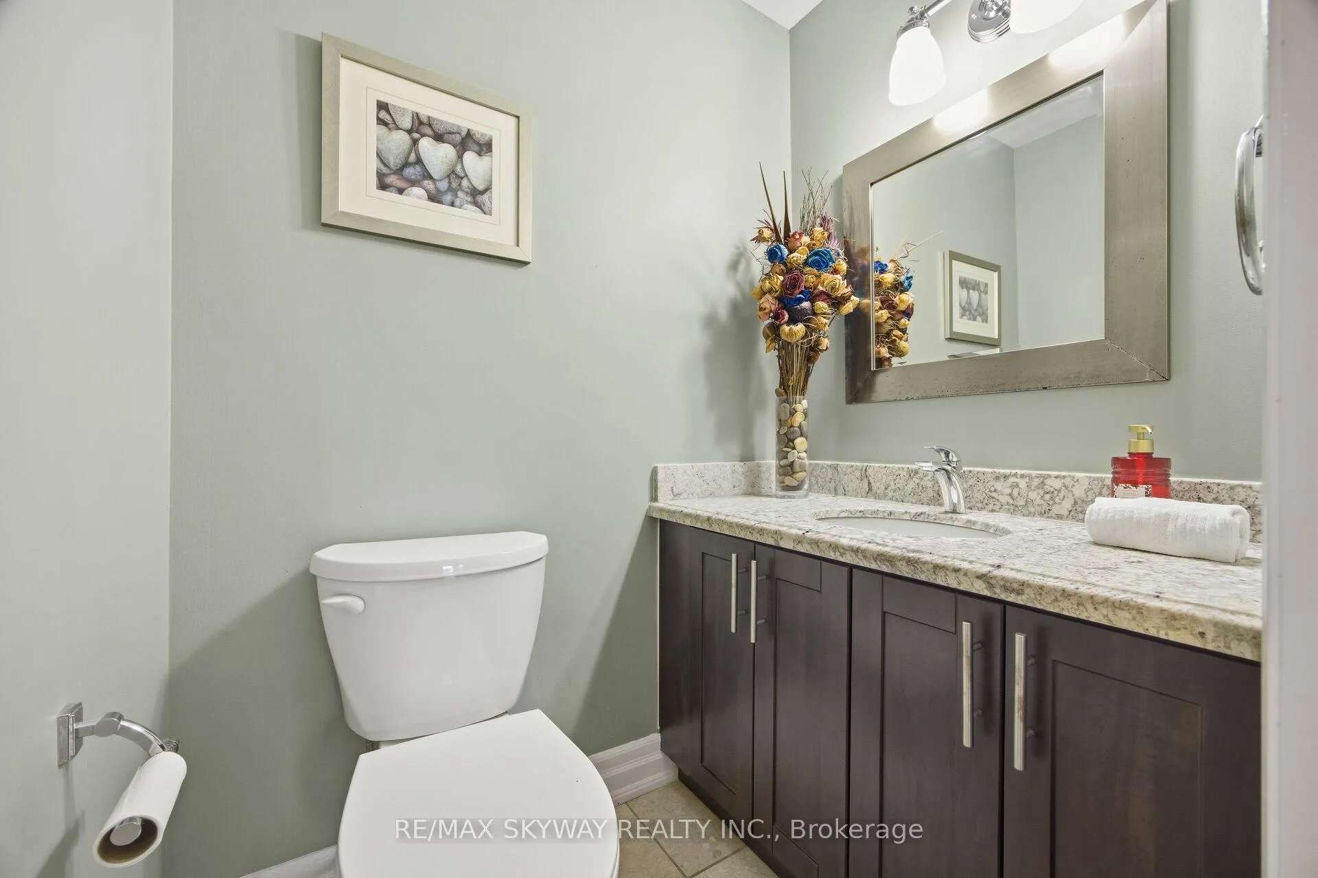 Photo 20 of 13 Mackay Street N, Brampton, Central Park — HOMEH