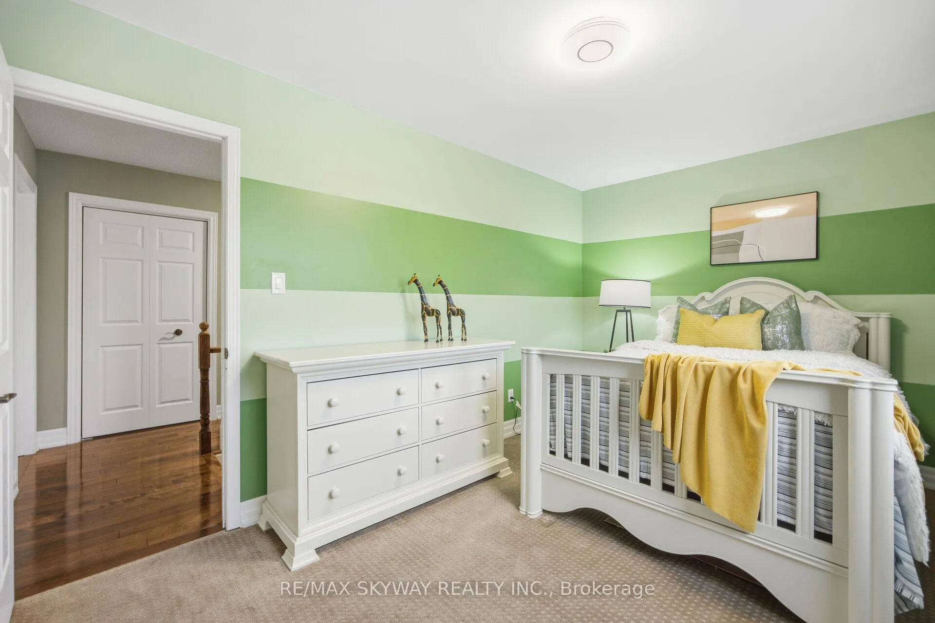 Photo 29 of 13 Mackay Street N, Brampton, Central Park — HOMEH