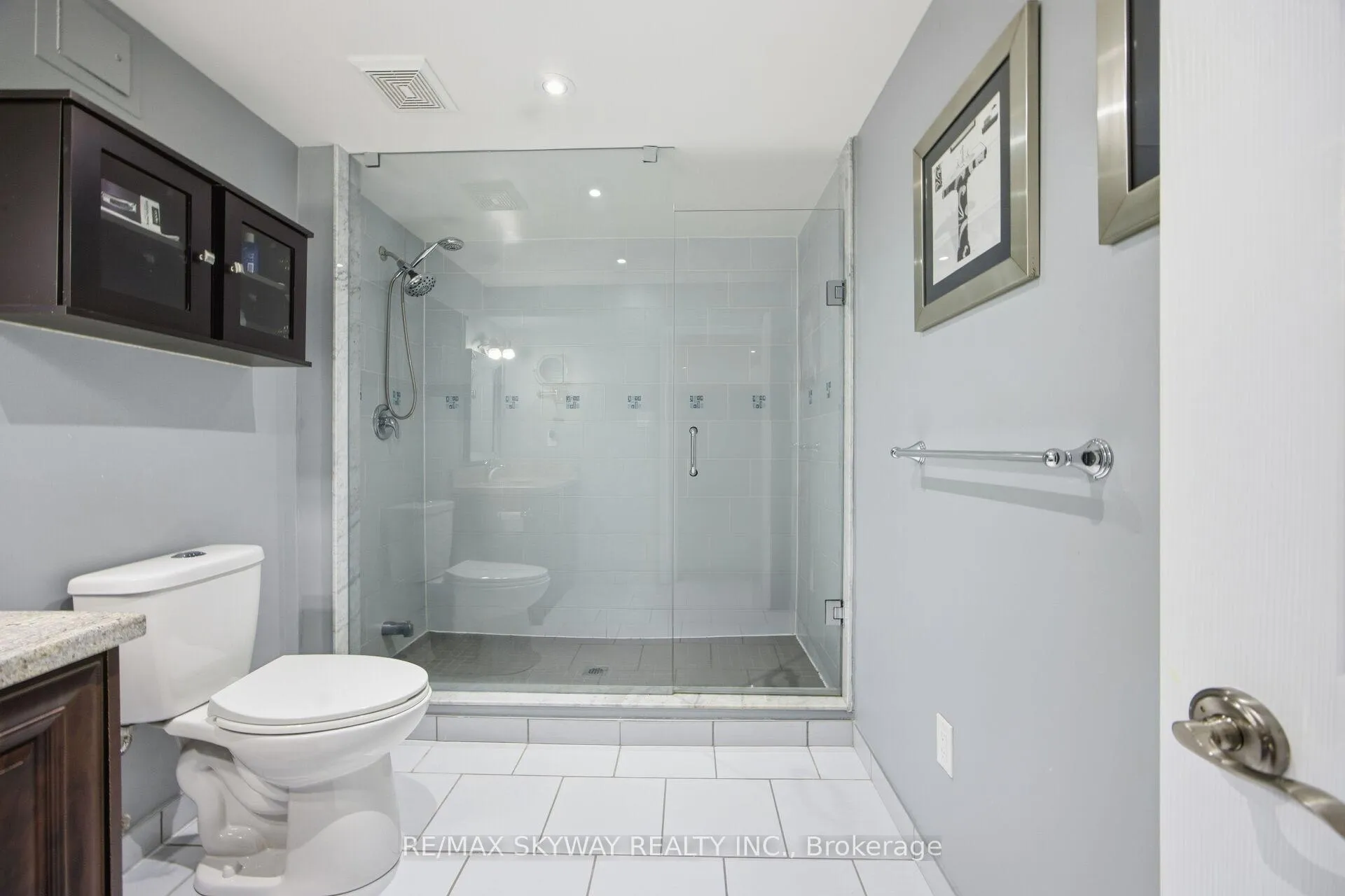 Photo 31 of 13 Mackay Street N, Brampton, Central Park — HOMEH