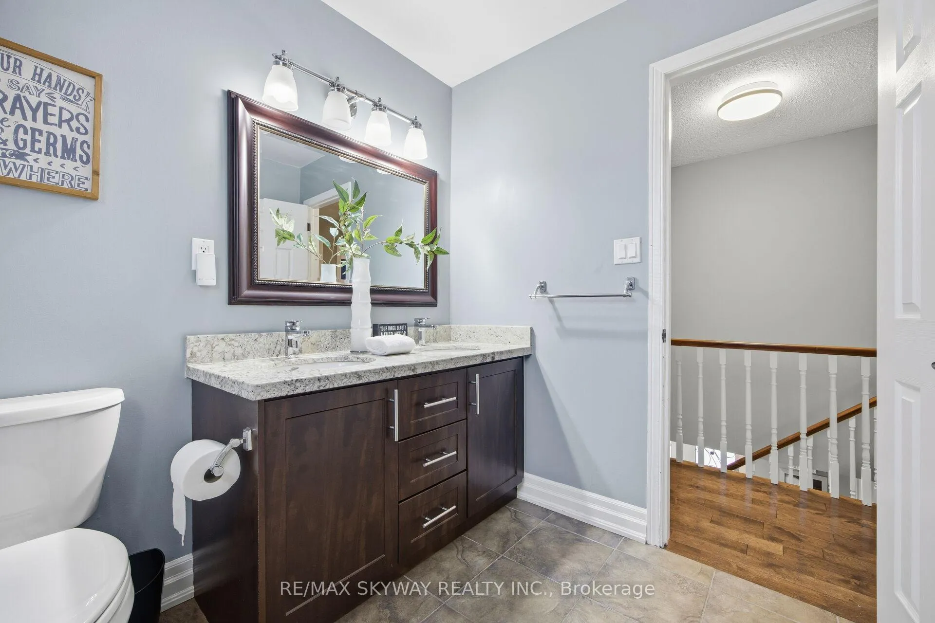 Photo 37 of 13 Mackay Street N, Brampton, Central Park — HOMEH