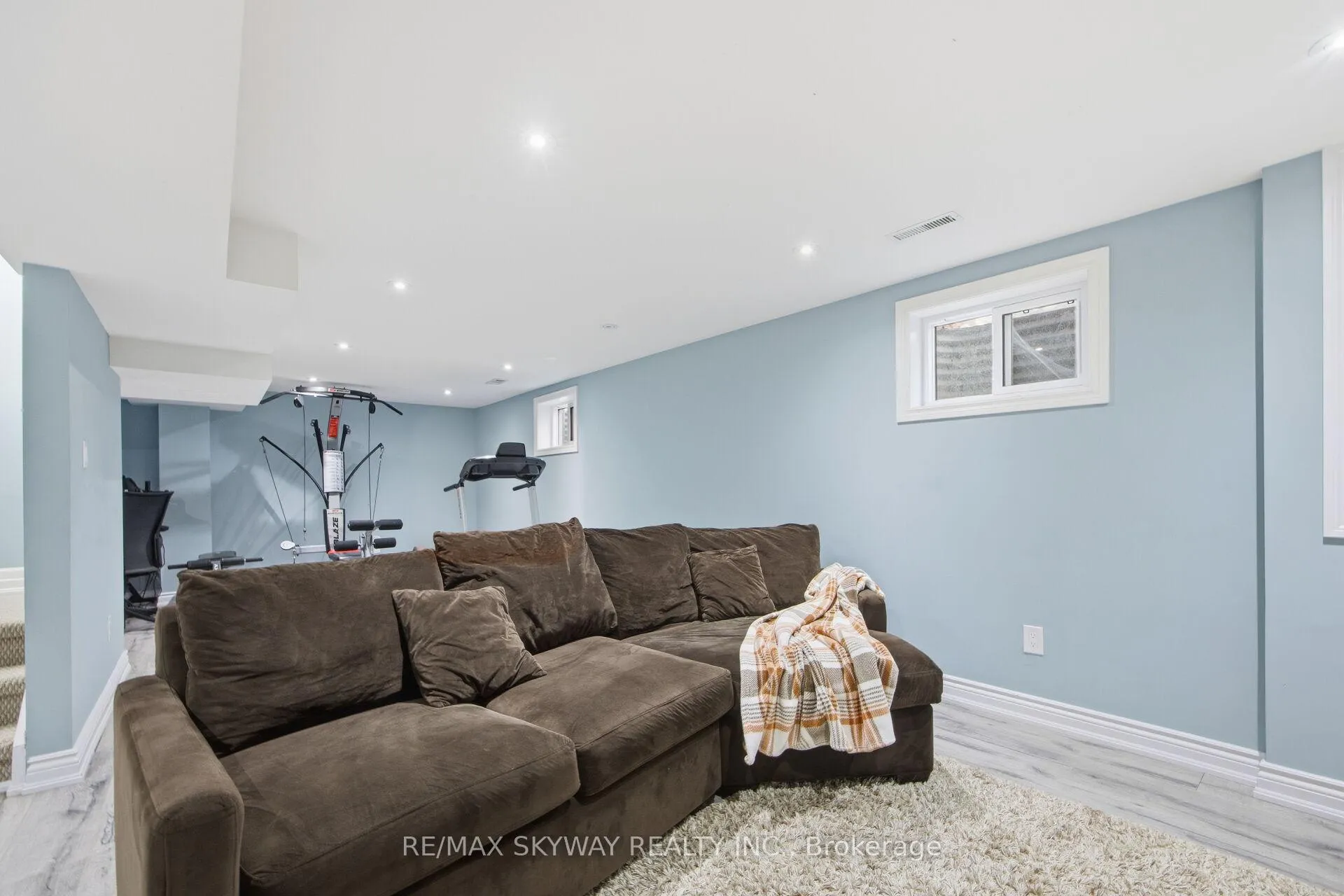 Photo 41 of 13 Mackay Street N, Brampton, Central Park — HOMEH