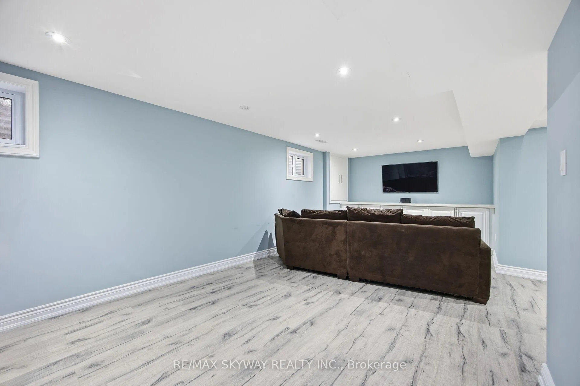 Photo 43 of 13 Mackay Street N, Brampton, Central Park — HOMEH