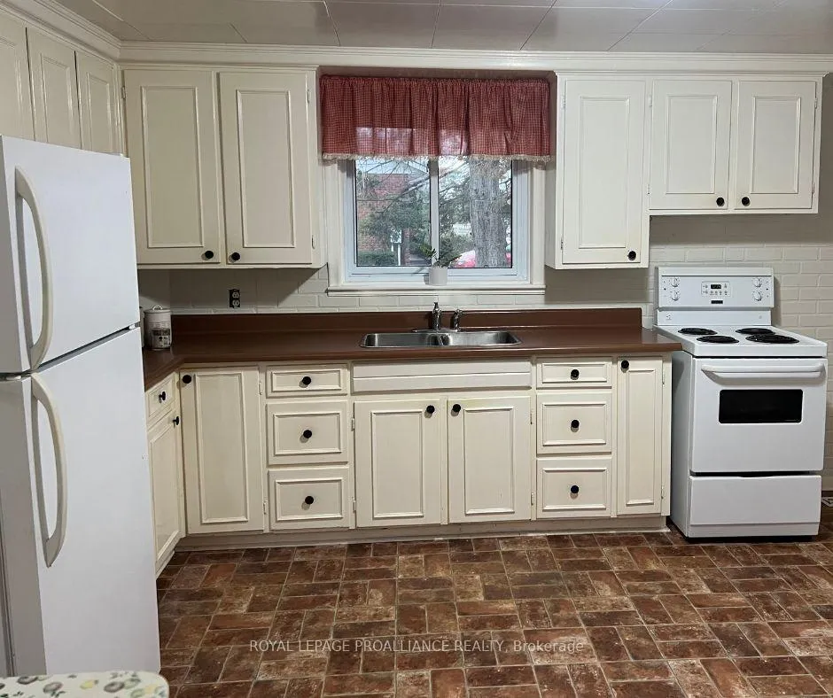 Photo 15 of 167 Ontario Street, Brighton — HOMEH