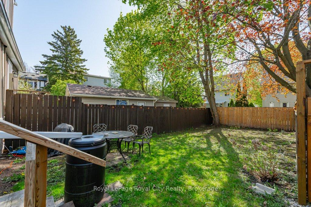 Photo 25 of 166 Suffolk Street W, Guelph, Downtown — HOMEH