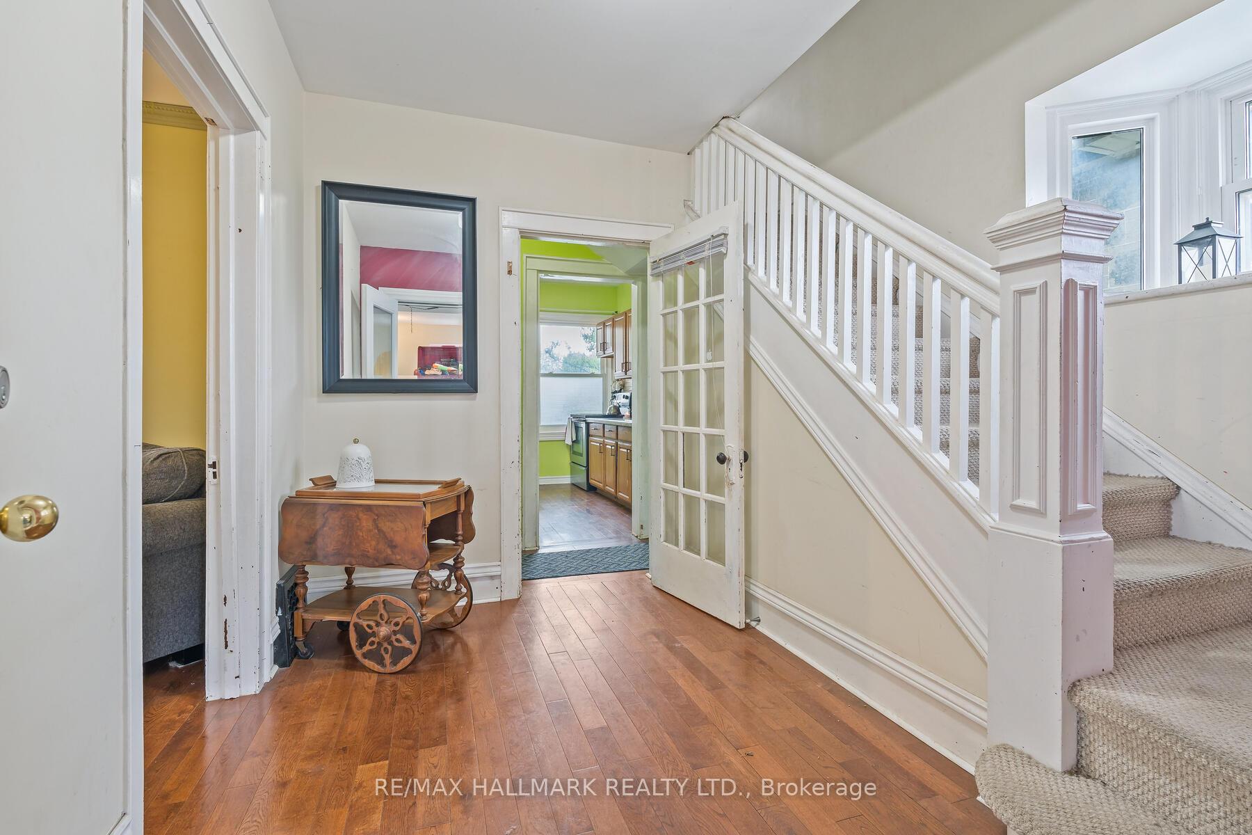 Photo 7 of 49 Eramosa Road, Guelph, St. George's — HOMEH