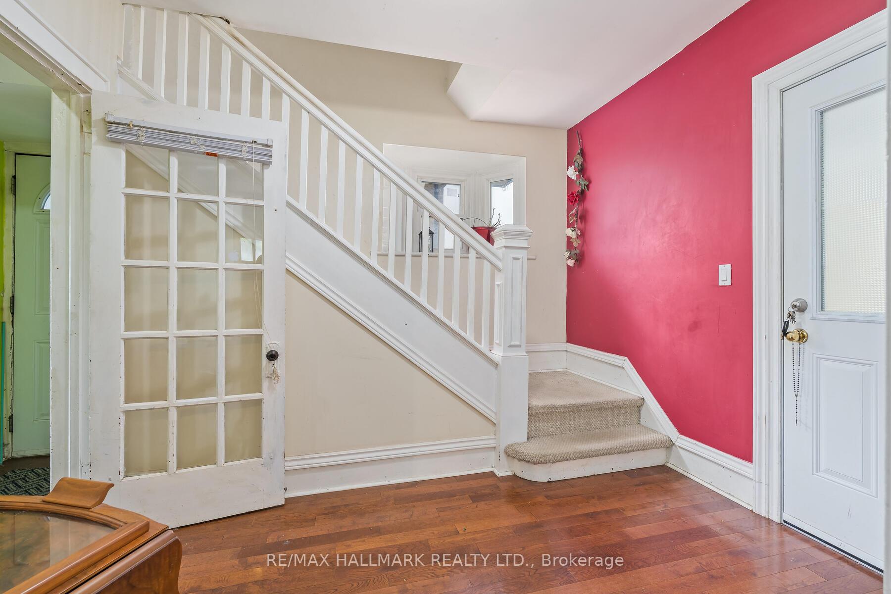 Photo 20 of 49 Eramosa Road, Guelph, St. George's — HOMEH