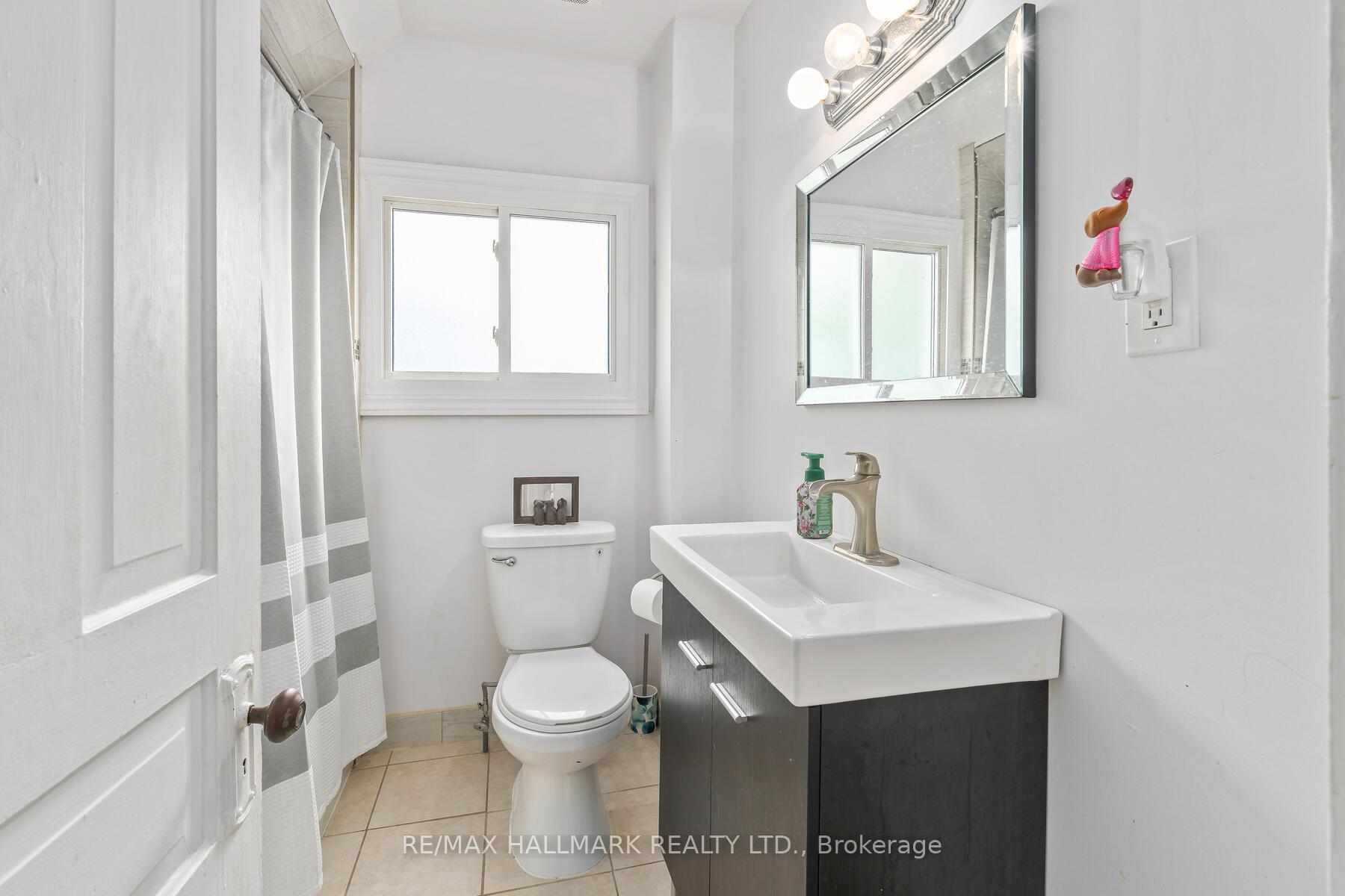 Photo 25 of 49 Eramosa Road, Guelph, St. George's — HOMEH