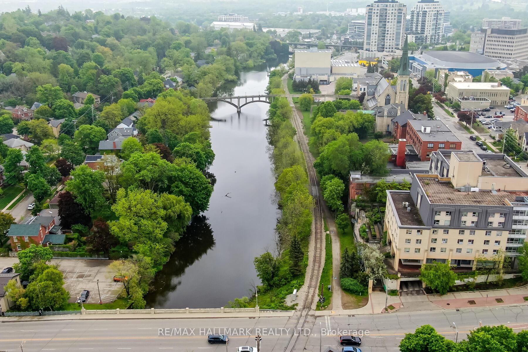 Photo 29 of 49 Eramosa Road, Guelph, St. George's — HOMEH