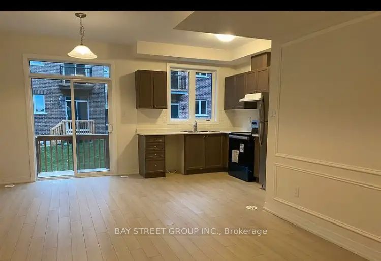 Photo 2 of Unit Suite2, 15 Sissons Way, Markham, Cedar Grove — HOMEH