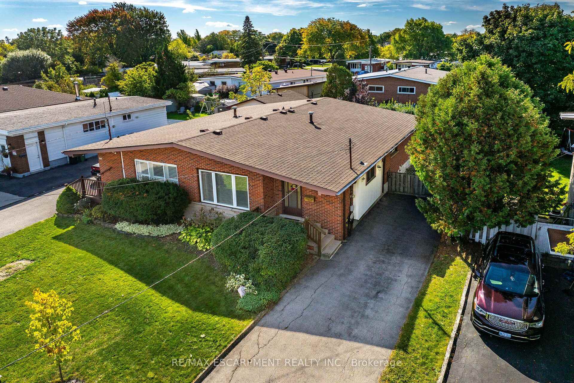 Photo 2 of 64 Luscombe Street, Hamilton, Greeningdon — HOMEH