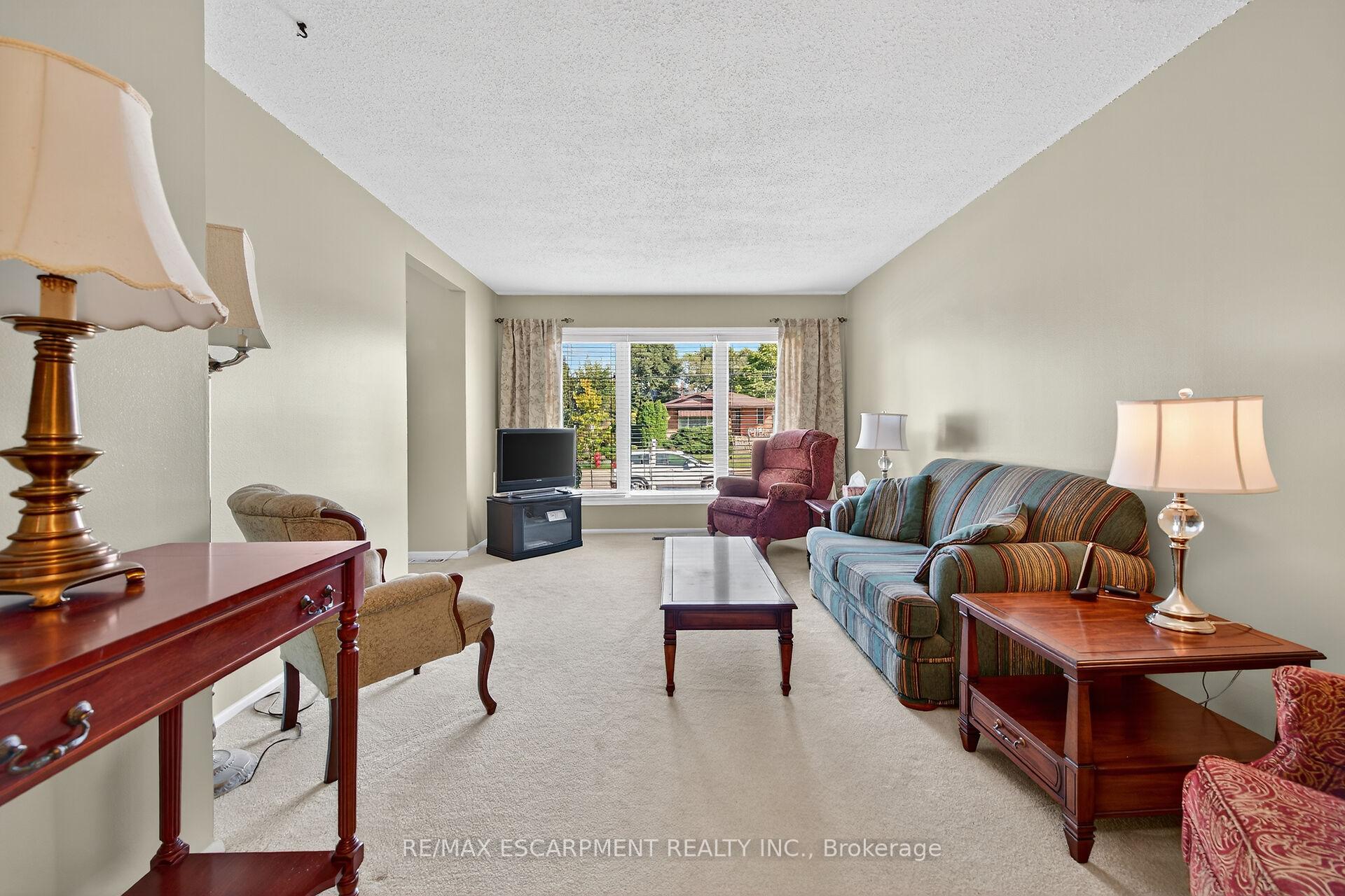 Photo 15 of 64 Luscombe Street, Hamilton, Greeningdon — HOMEH