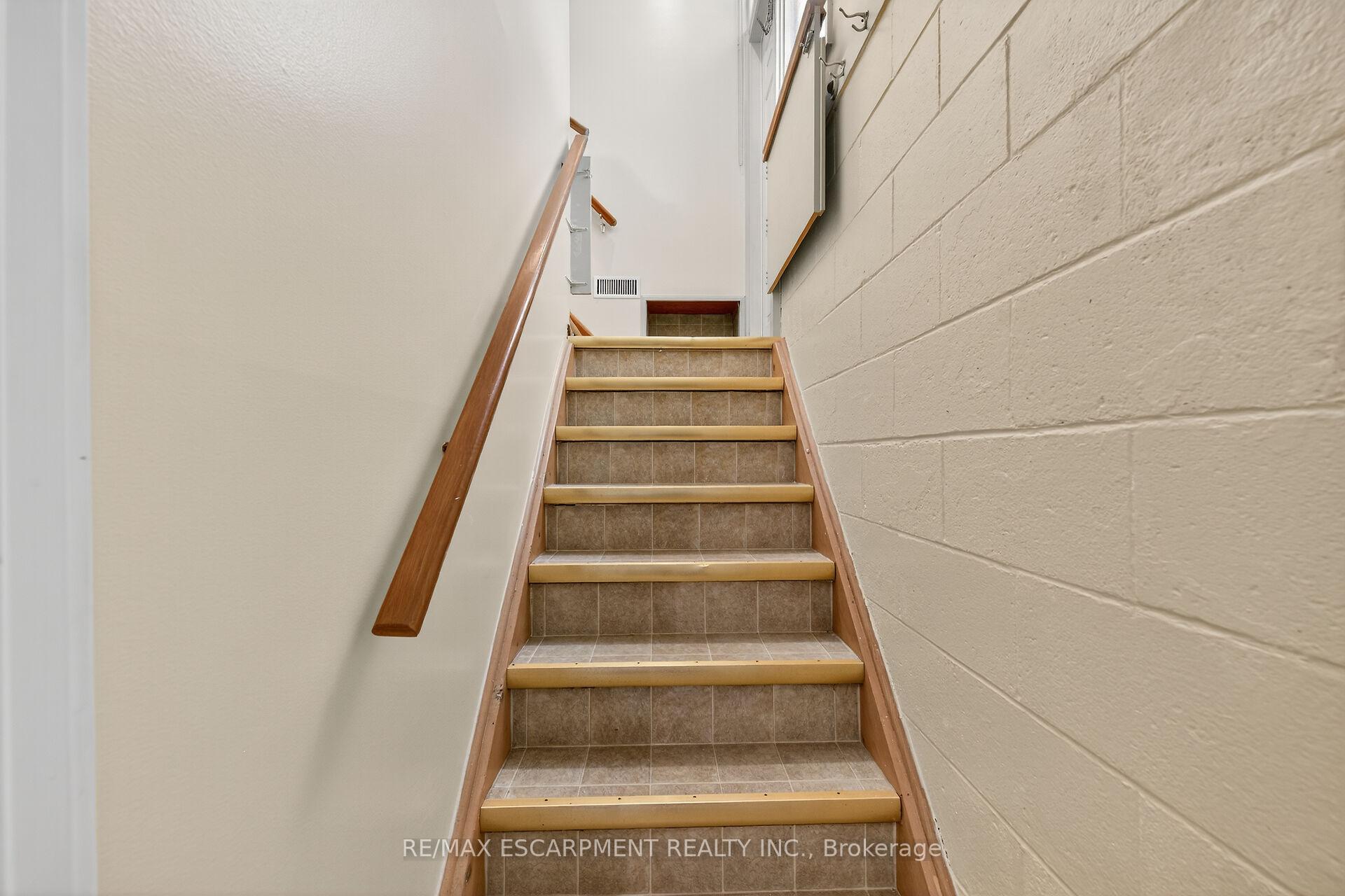 Photo 21 of 64 Luscombe Street, Hamilton, Greeningdon — HOMEH