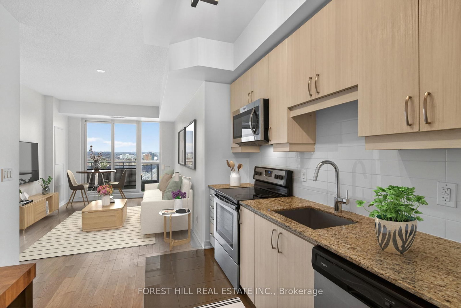 Photo 8 of Unit 1501, 9201 Yonge St, Richmond Hill, Langstaff — HOMEH