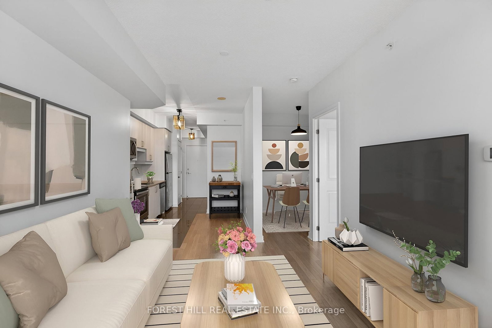 Photo 3 of Unit 1501, 9201 Yonge St, Richmond Hill, Langstaff — HOMEH