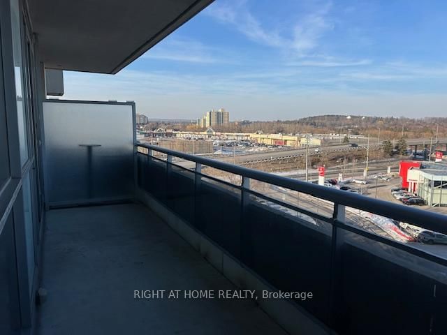Photo 6 of Unit 607, 9205 Yonge St, Richmond Hill, Langstaff — HOMEH