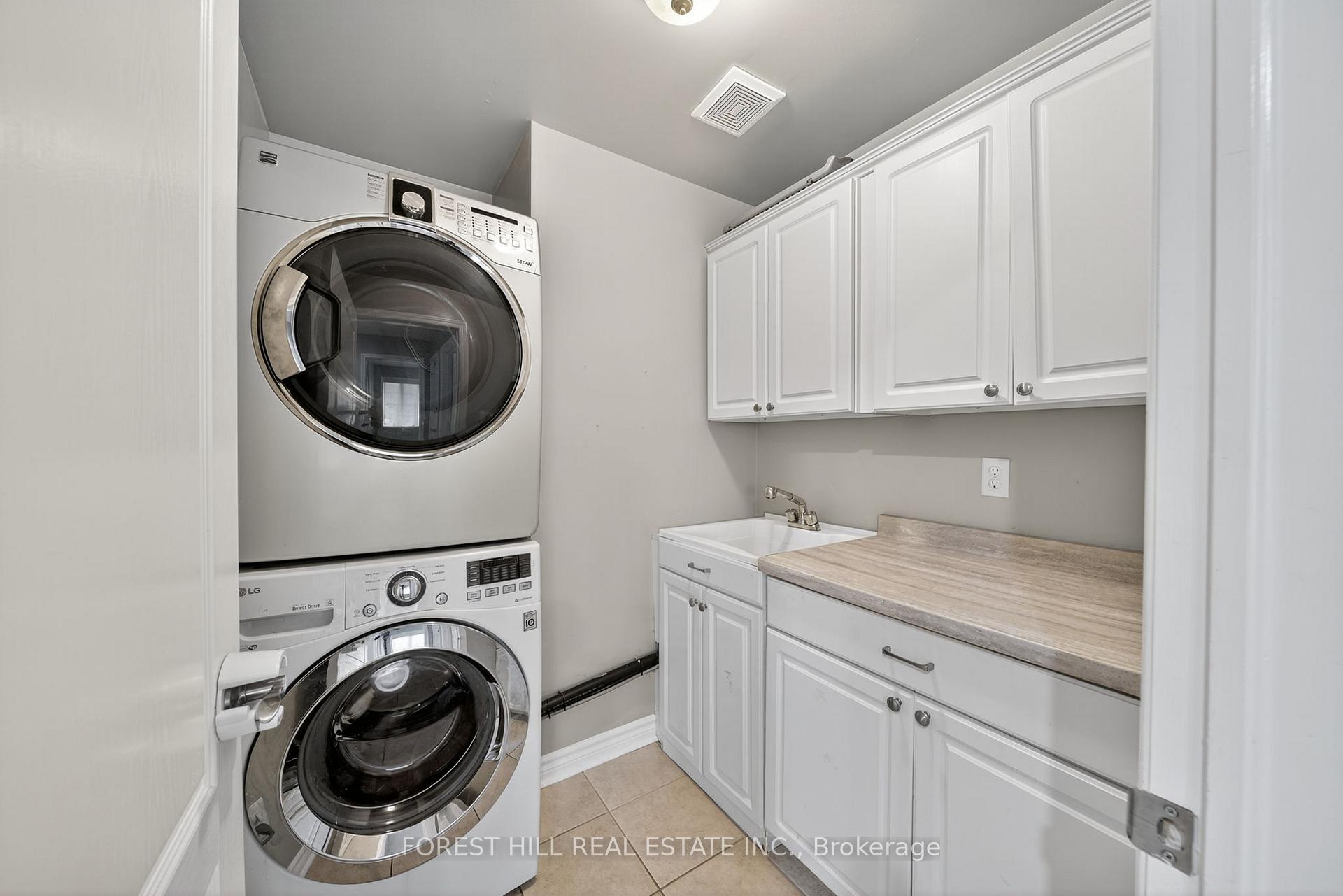 Photo 17 of 70 Diana Way, Barrie, Innis-Shore — HOMEH