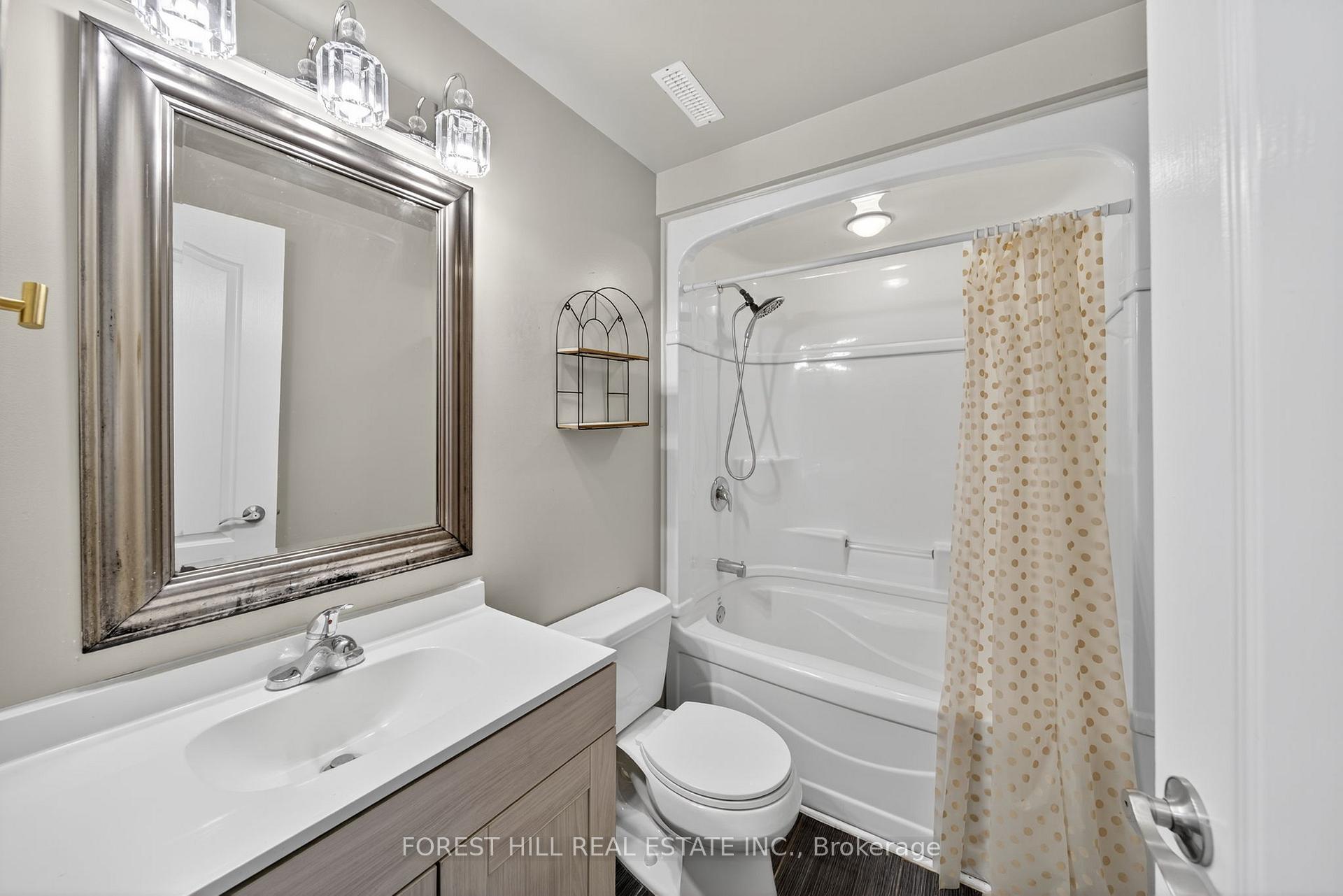 Photo 20 of 70 Diana Way, Barrie, Innis-Shore — HOMEH