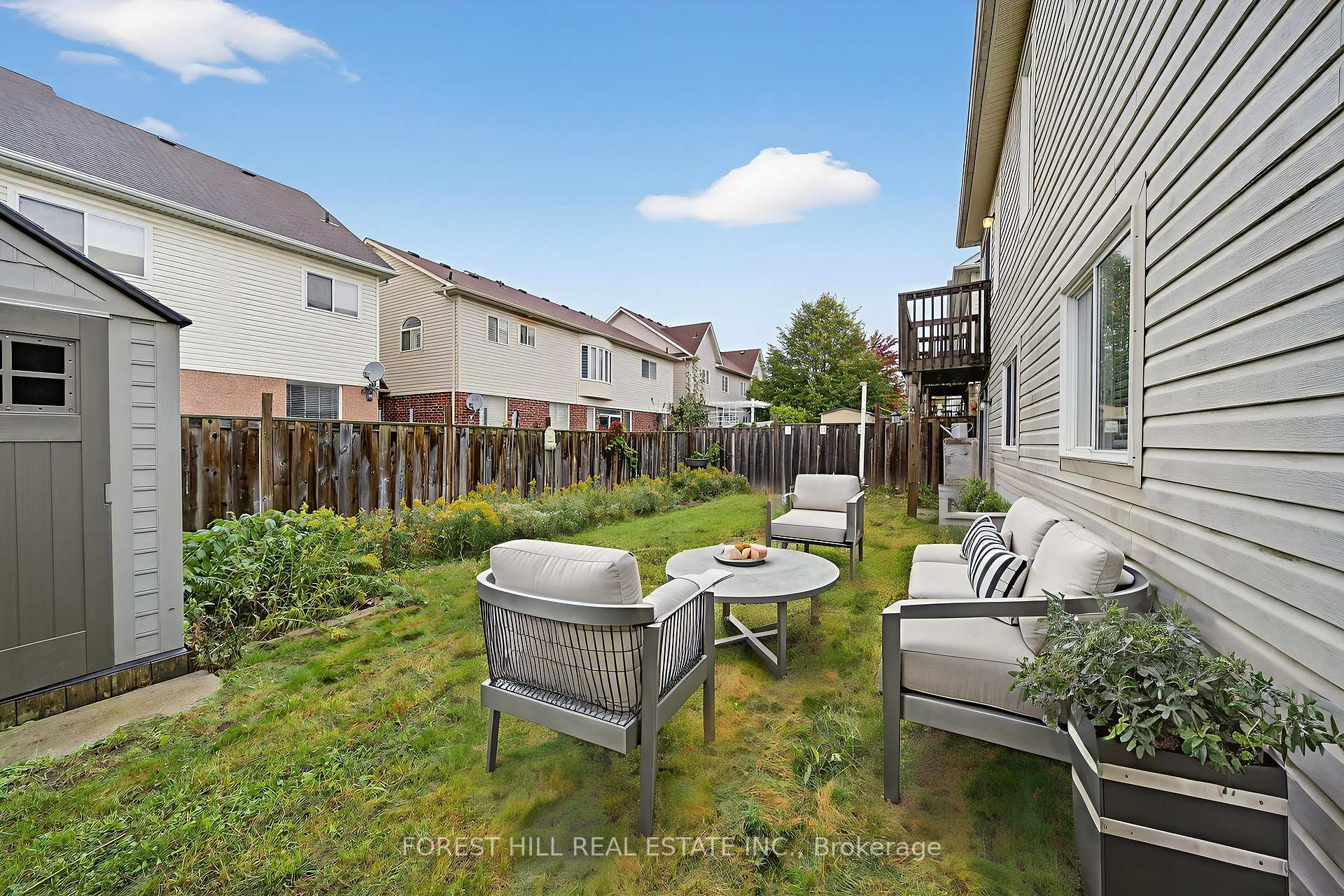 Photo 24 of 70 Diana Way, Barrie, Innis-Shore — HOMEH