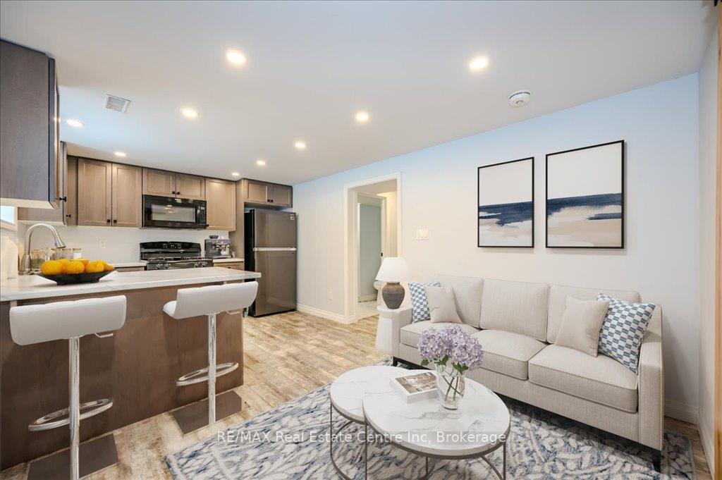 Photo 4 of 23 Julia Drive, Guelph, Junction/Onward Willow — HOMEH