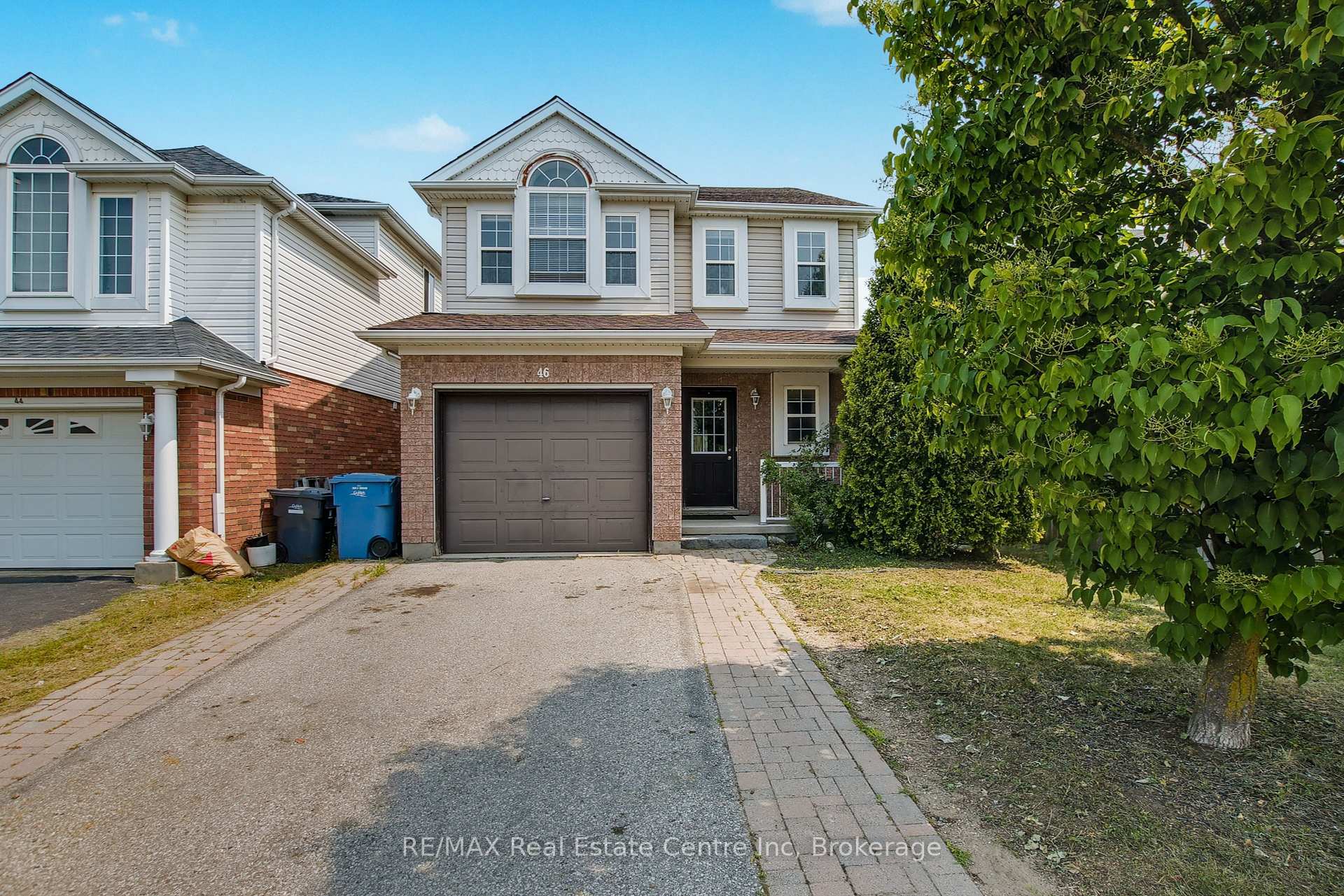 Photo 1 of 46 Sinclair Street S, Guelph, Pineridge/Westminster Woods — HOMEH