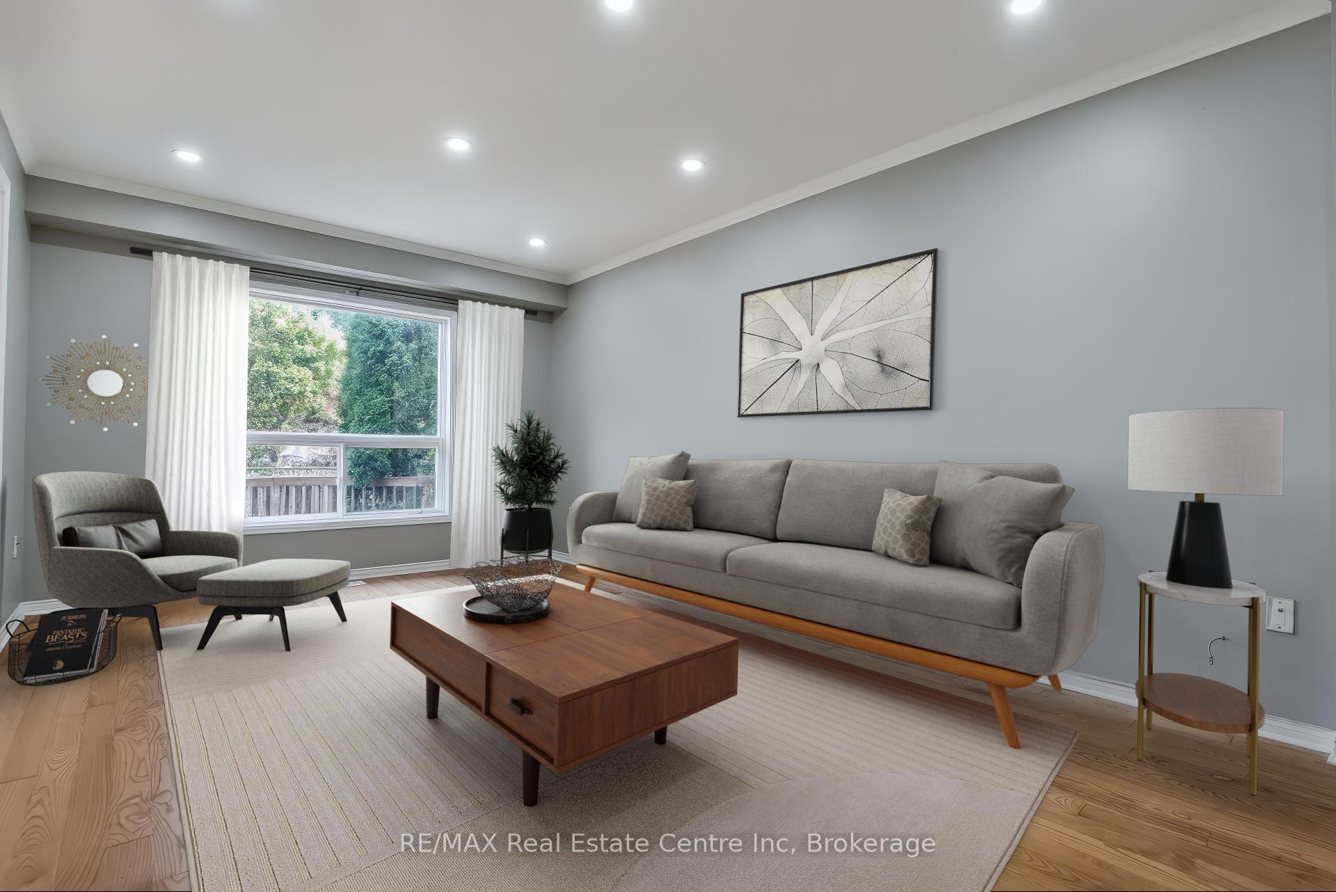 Photo 17 of 46 Sinclair Street S, Guelph, Pineridge/Westminster Woods — HOMEH