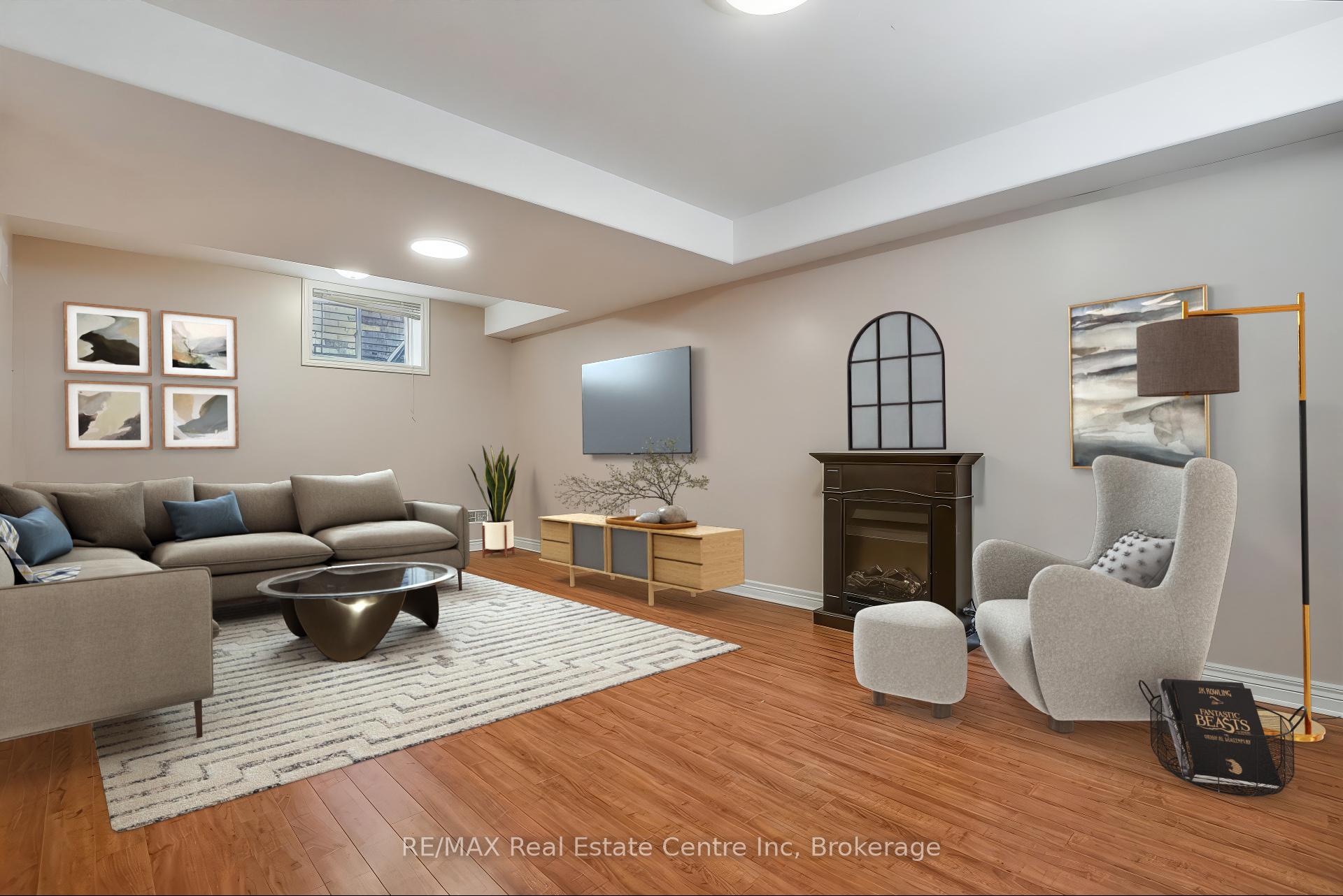 Photo 34 of 46 Sinclair Street S, Guelph, Pineridge/Westminster Woods — HOMEH