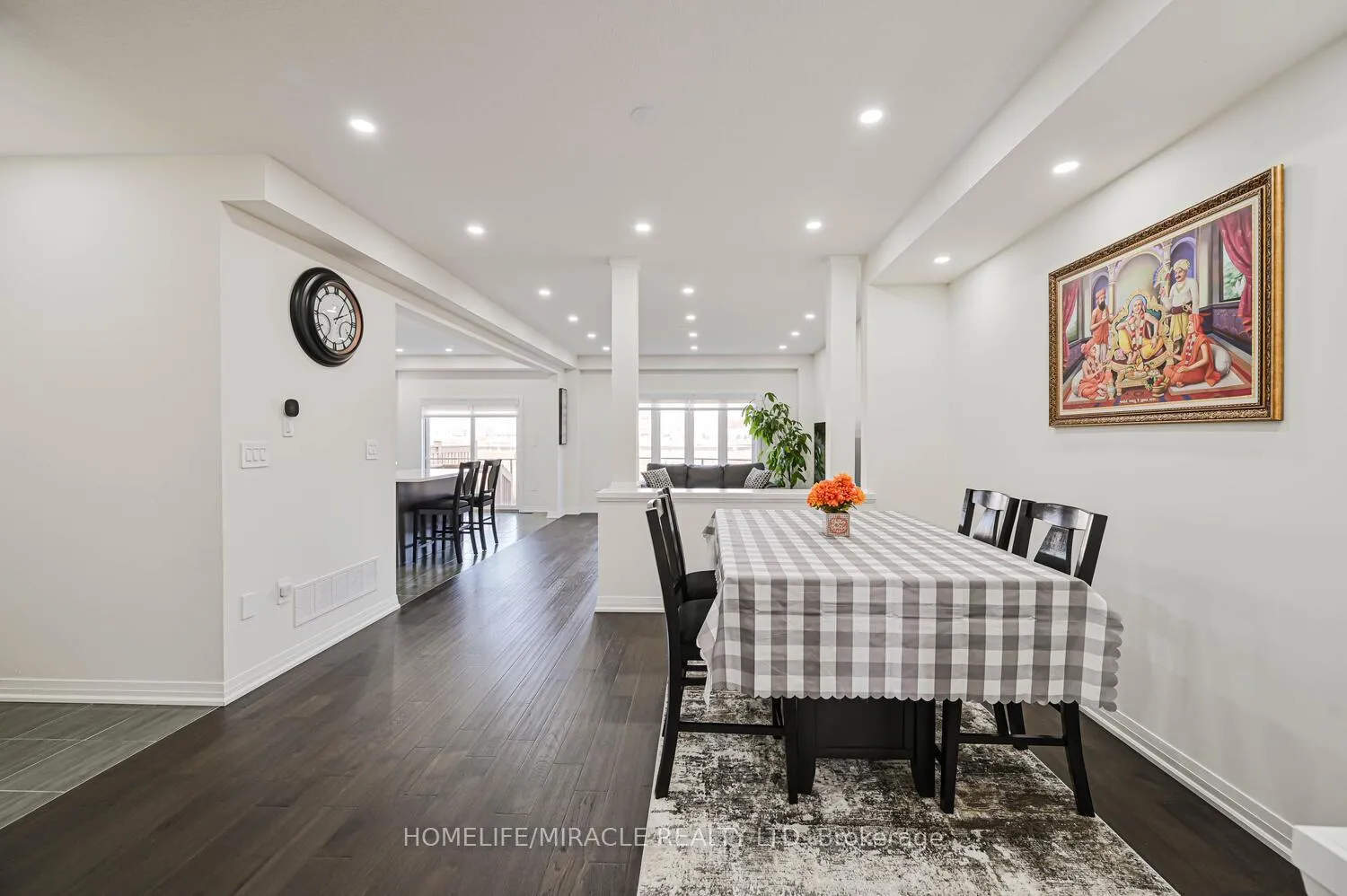 Photo 7 of 160 Cittadella Boulevard, Hamilton, Rural Glanbrook — HOMEH