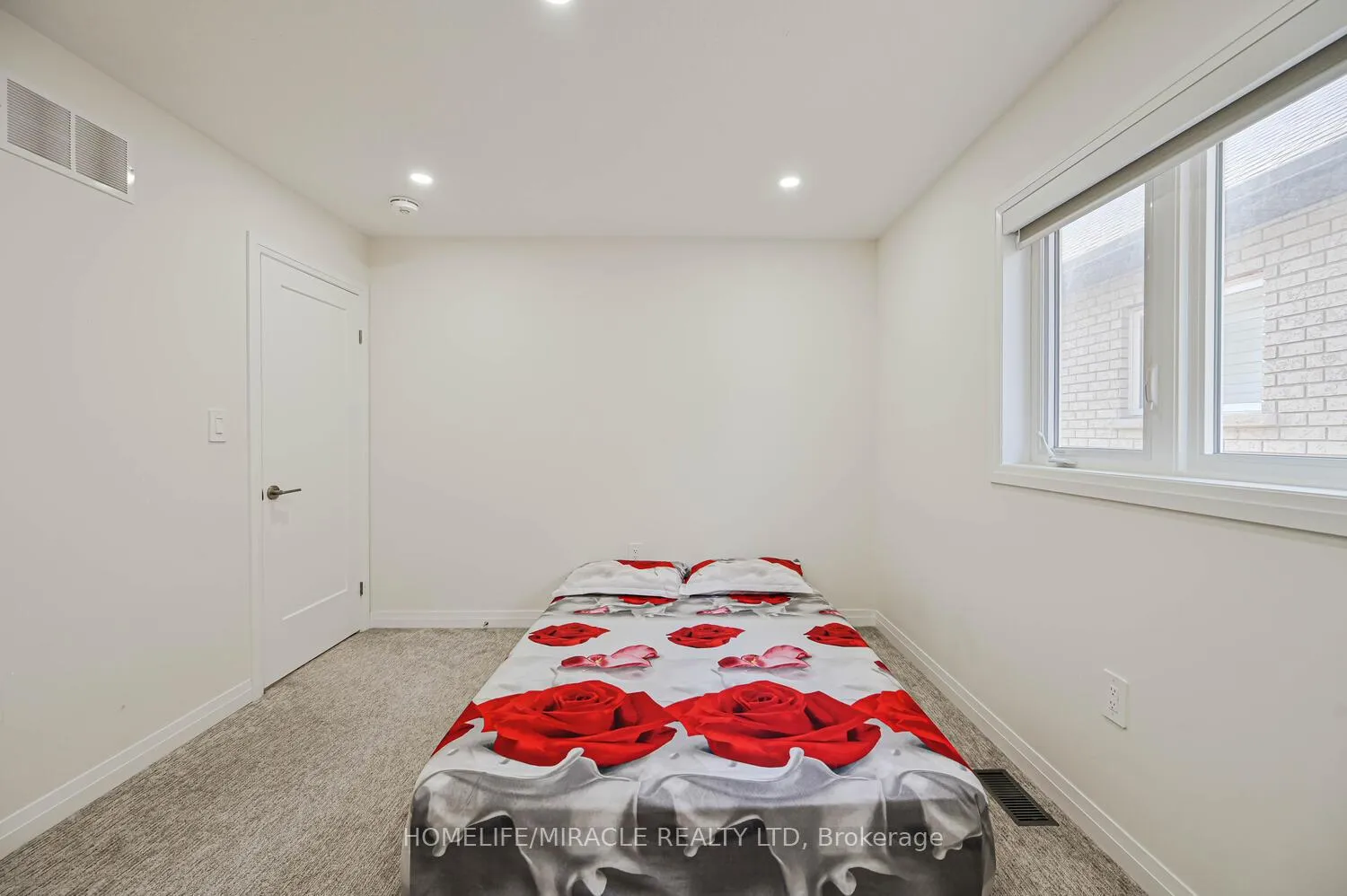 Photo 34 of 160 Cittadella Boulevard, Hamilton, Rural Glanbrook — HOMEH