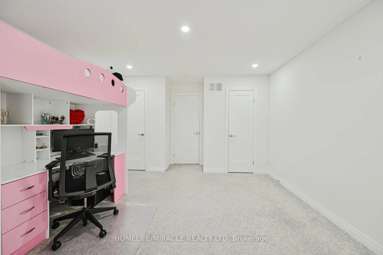 Photo 43 of 160 Cittadella Boulevard, Hamilton, Rural Glanbrook — HOMEH