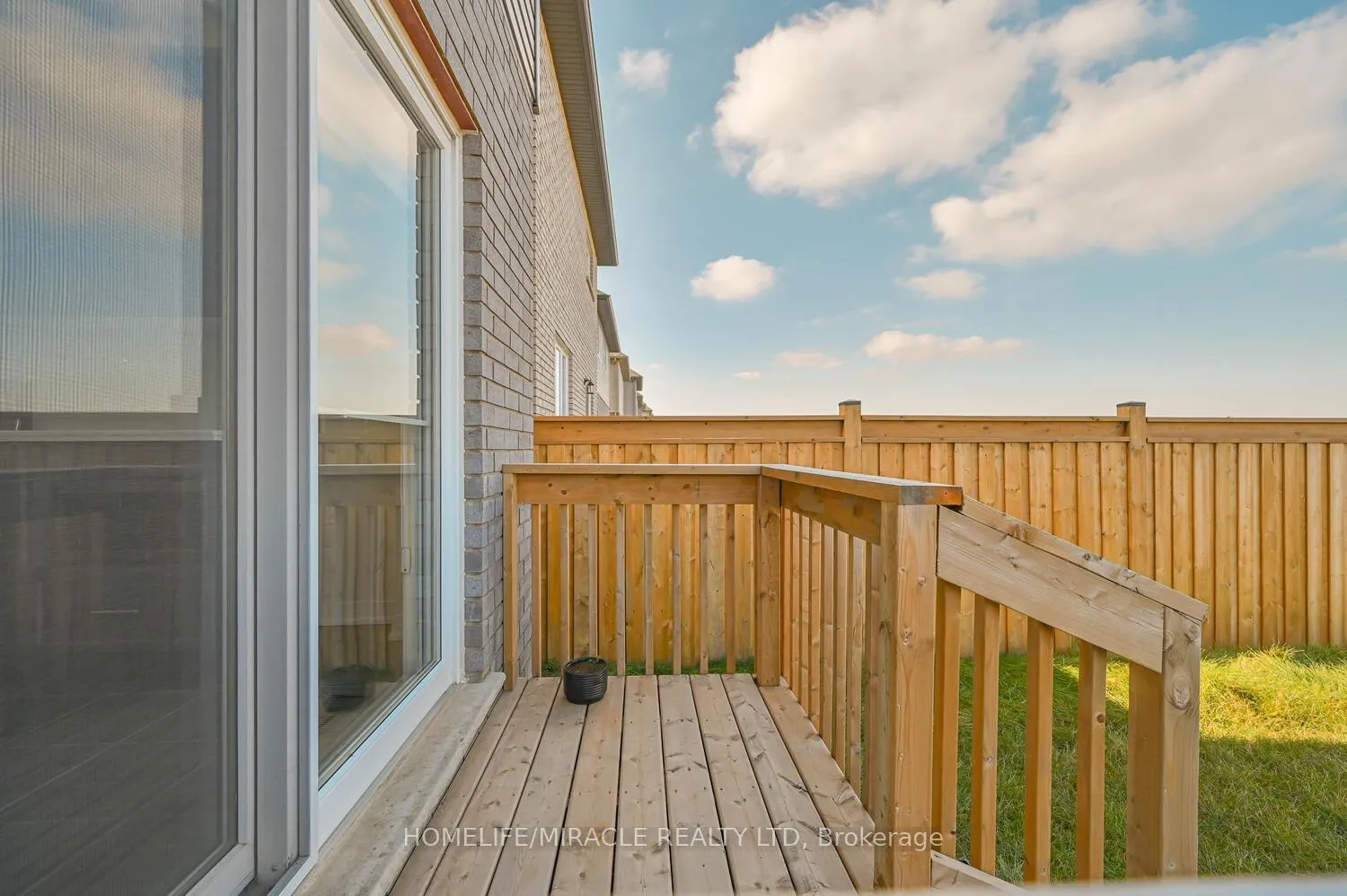 Photo 50 of 160 Cittadella Boulevard, Hamilton, Rural Glanbrook — HOMEH