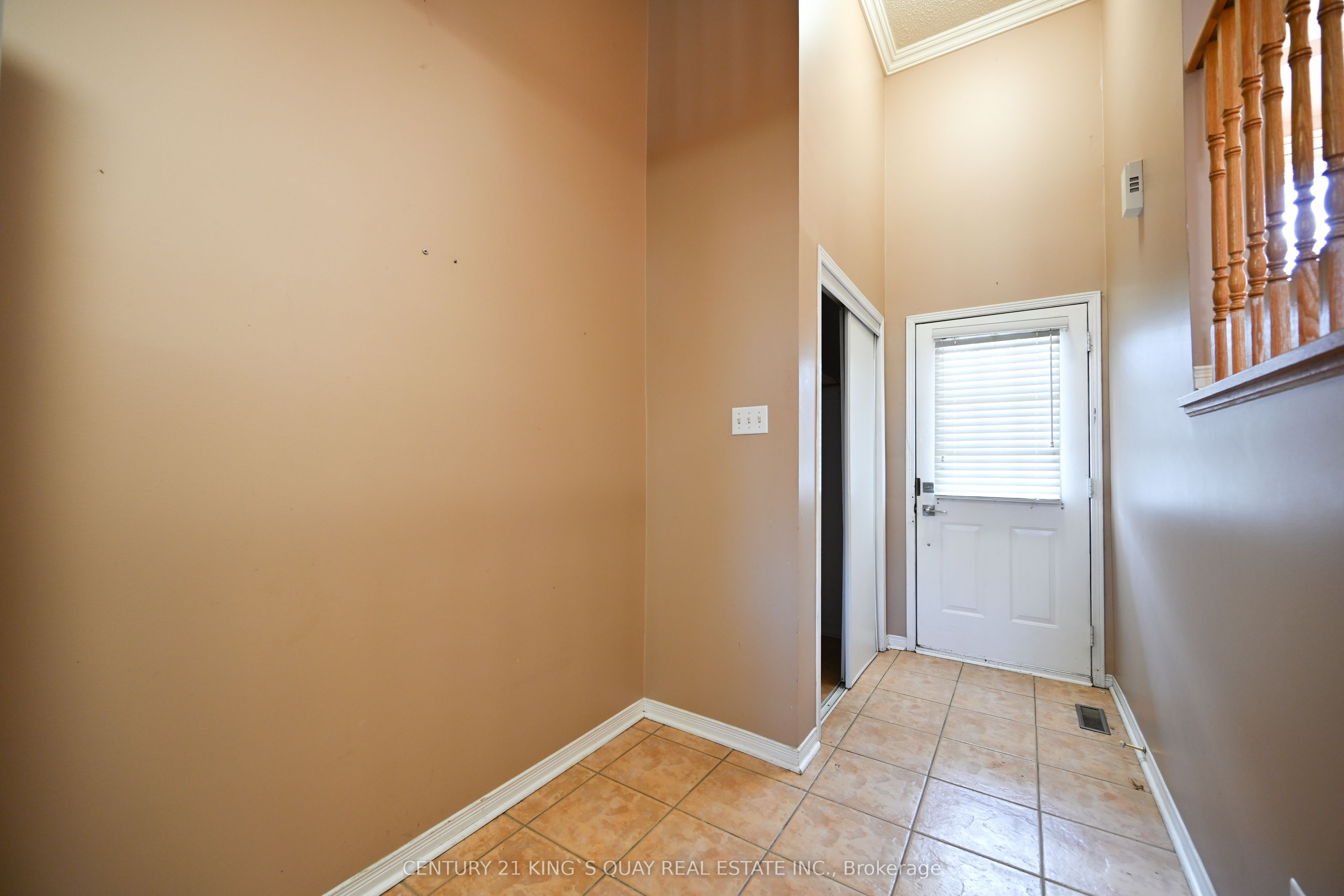 Photo 5 of 118 Mugford Road, Aurora, Bayview Wellington — HOMEH