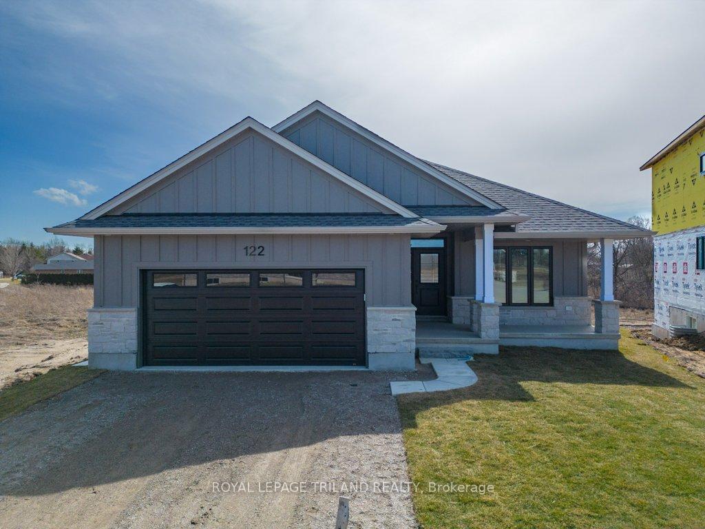 Front of 122 Aspen Parkway
