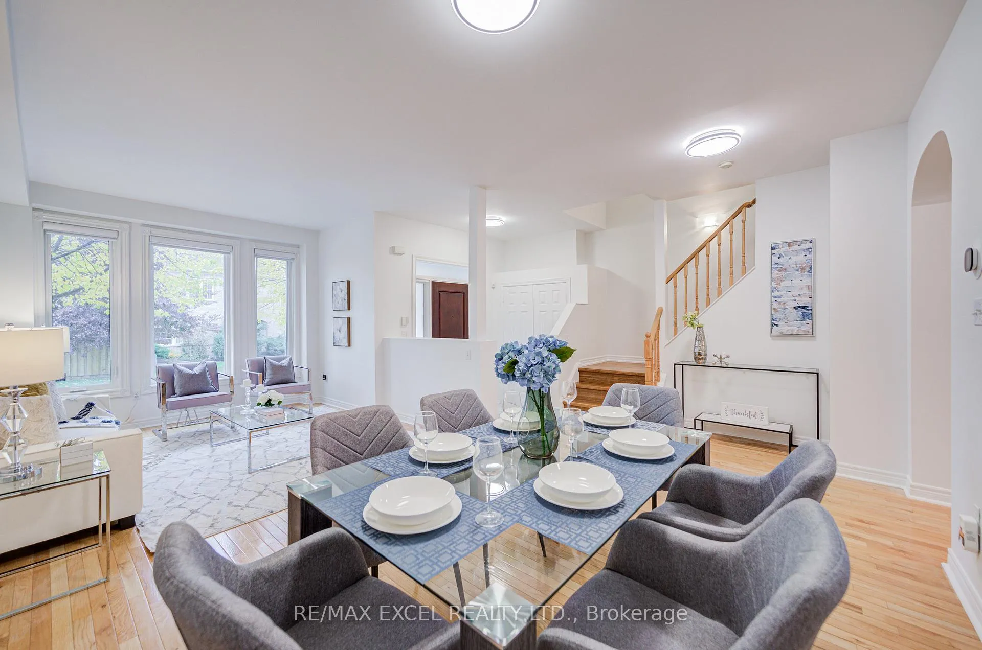 Photo 11 of 13 Sharon Lee Drive, Markham, Berczy — HOMEH