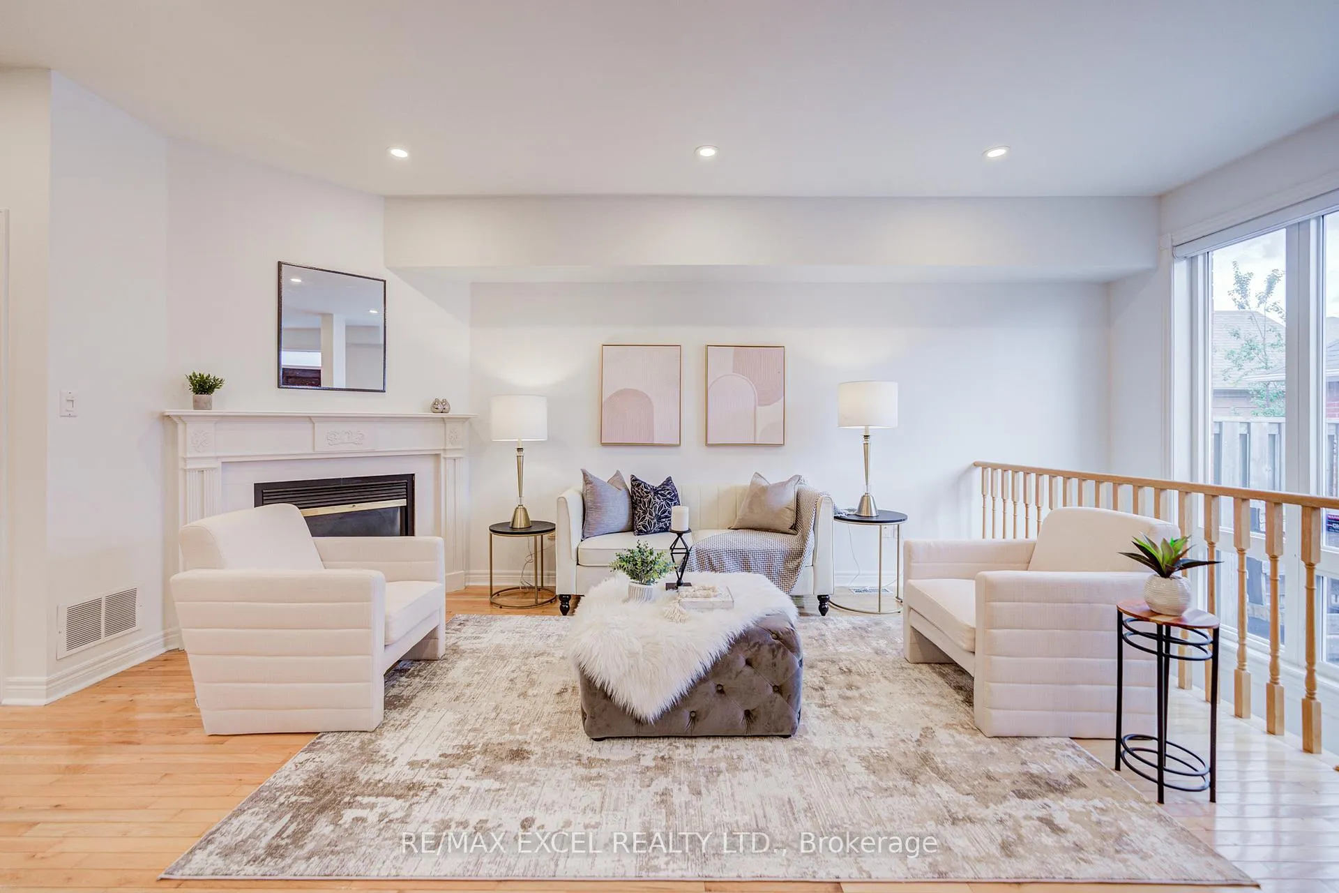 Photo 14 of 13 Sharon Lee Drive, Markham, Berczy — HOMEH