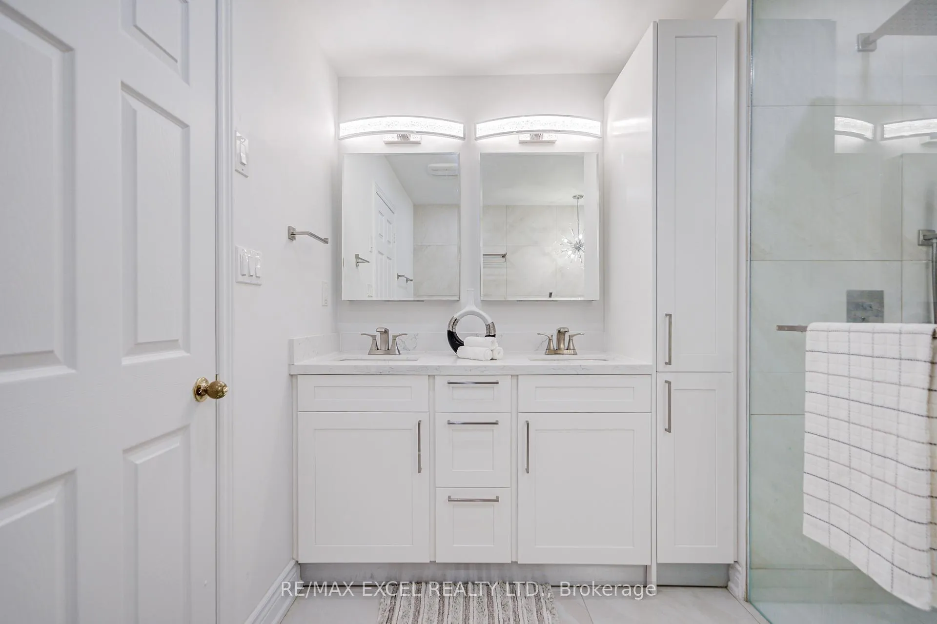 Photo 33 of 13 Sharon Lee Drive, Markham, Berczy — HOMEH
