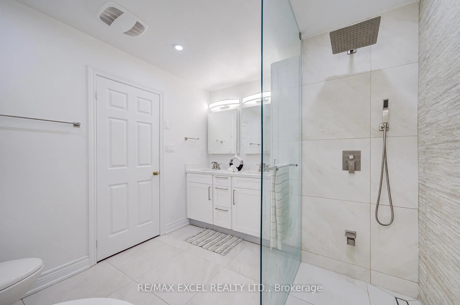 Photo 35 of 13 Sharon Lee Drive, Markham, Berczy — HOMEH