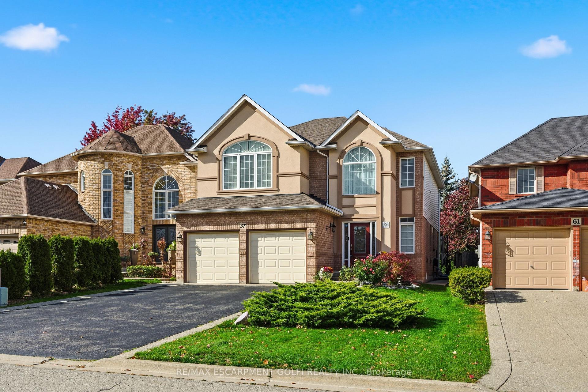 Photo 2 of 57 Yorkshire Drive, Hamilton, Meadowlands — HOMEH