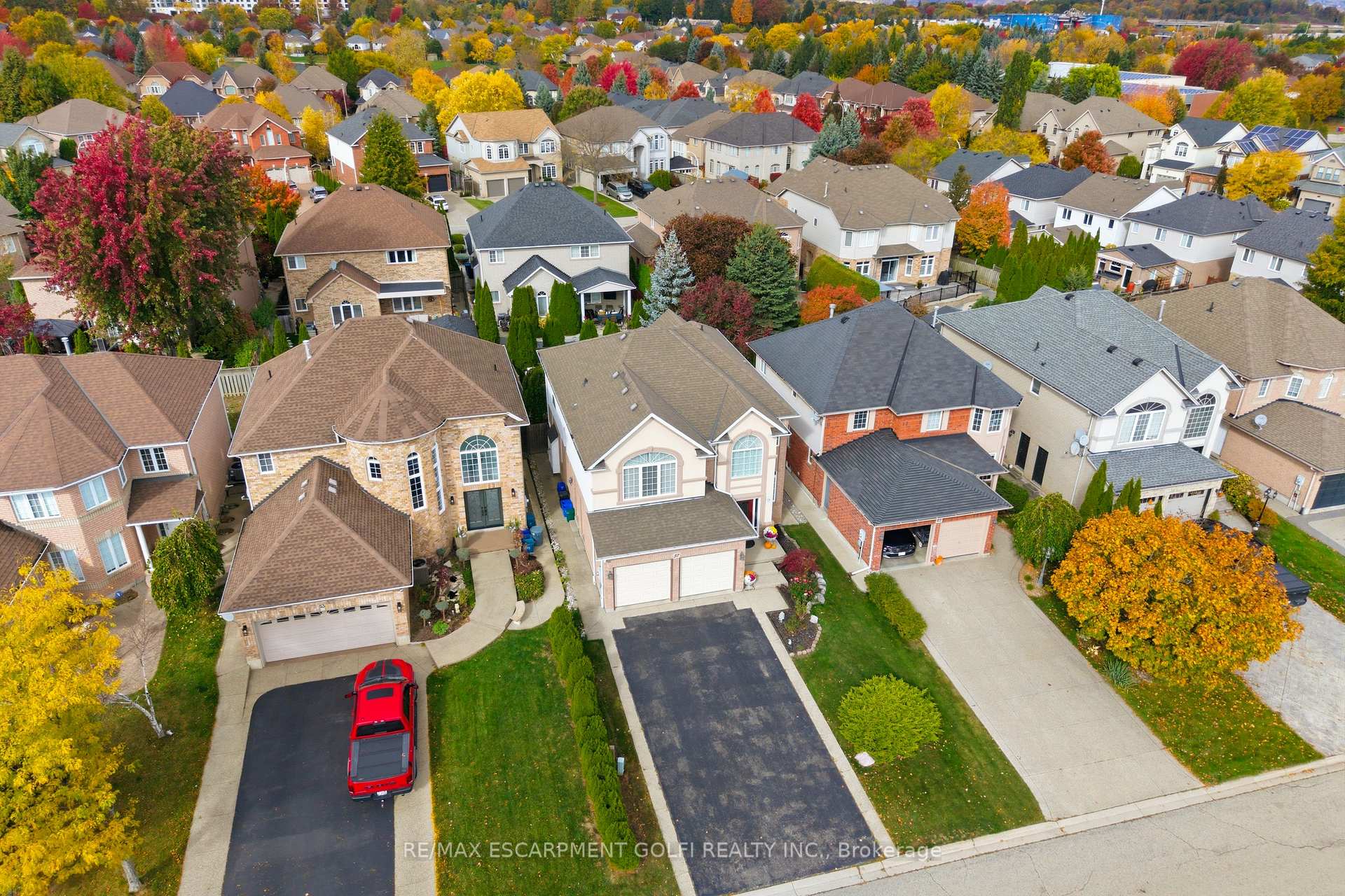 Photo 33 of 57 Yorkshire Drive, Hamilton, Meadowlands — HOMEH