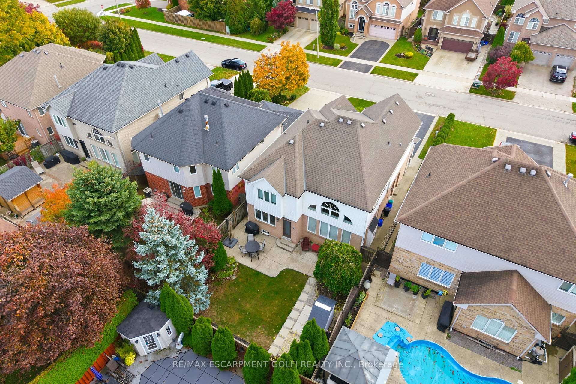 Photo 34 of 57 Yorkshire Drive, Hamilton, Meadowlands — HOMEH