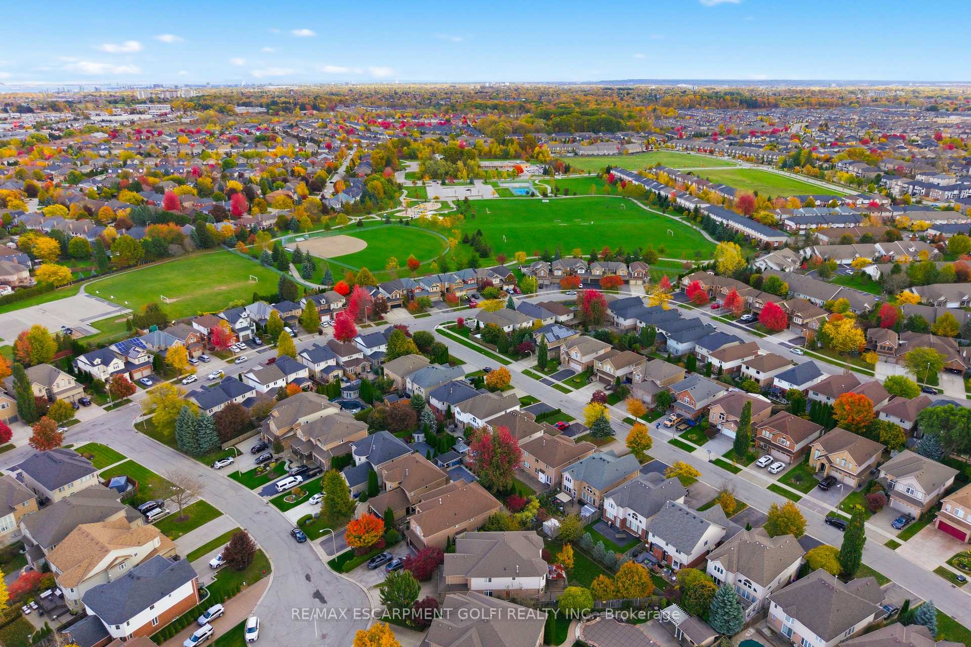 Photo 36 of 57 Yorkshire Drive, Hamilton, Meadowlands — HOMEH