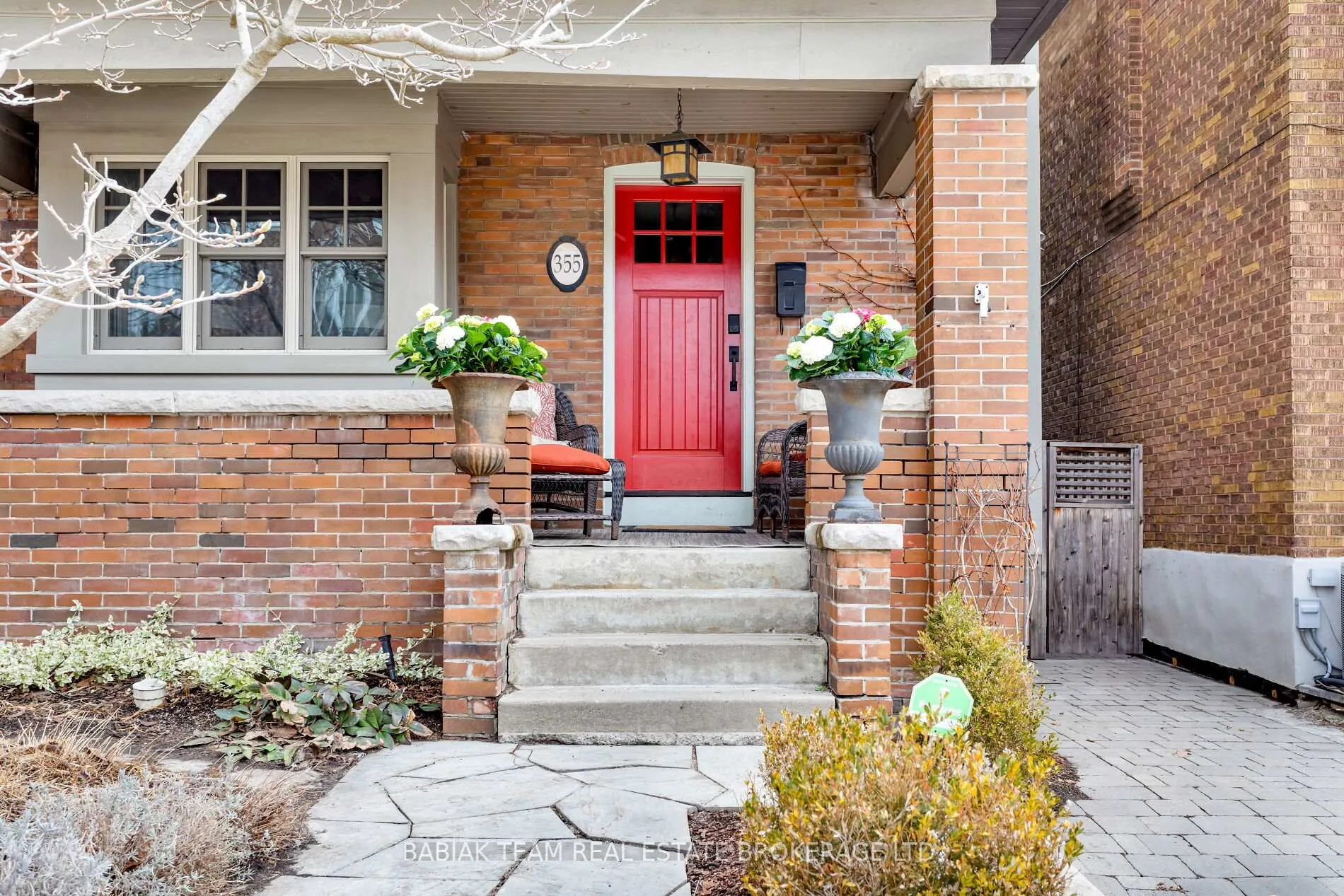Photo 2 of 355 Windermere Avenue, Toronto, High Park-Swansea — HOMEH