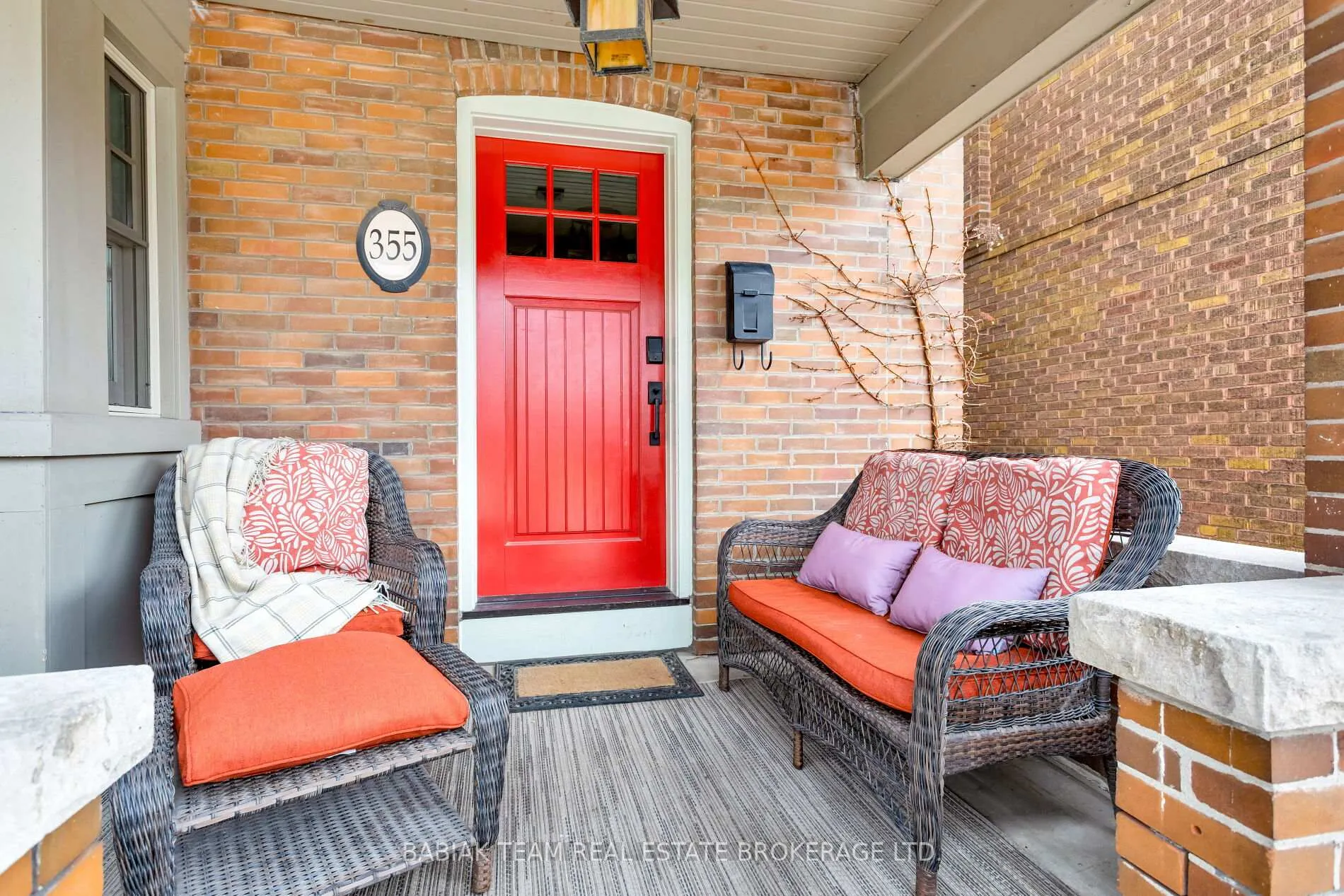 Photo 3 of 355 Windermere Avenue, Toronto, High Park-Swansea — HOMEH