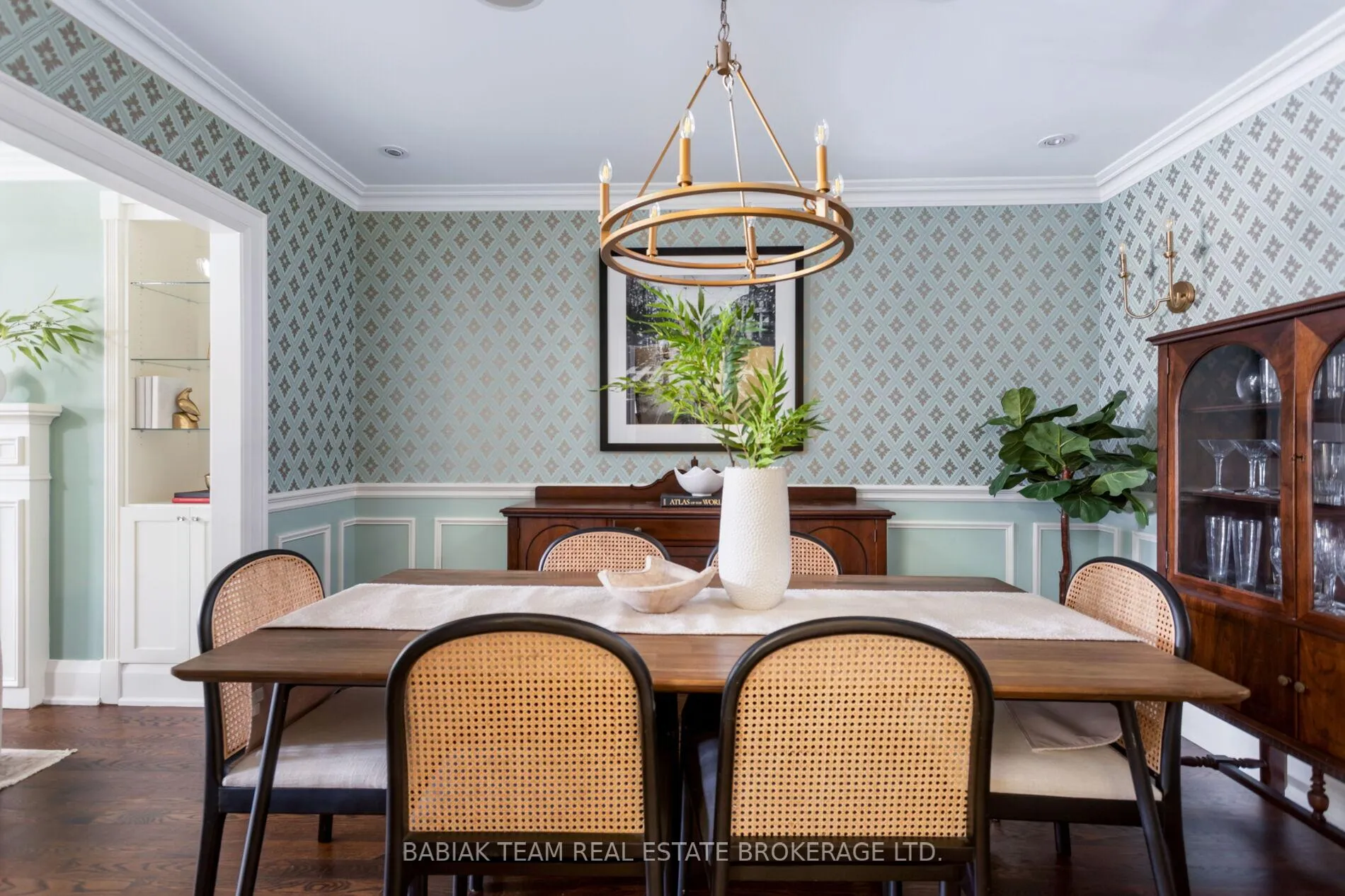 Photo 11 of 355 Windermere Avenue, Toronto, High Park-Swansea — HOMEH