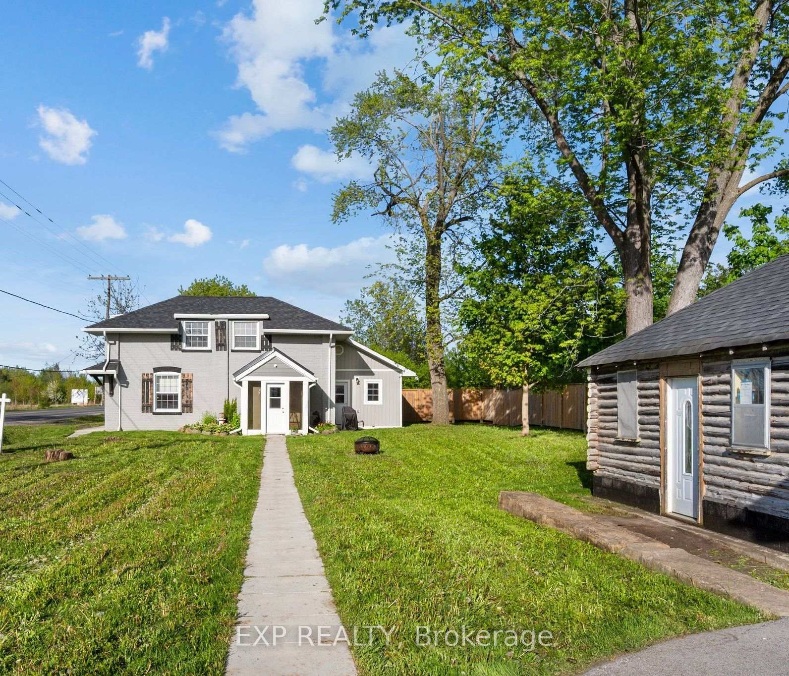 Front of 1597 Metro Road N