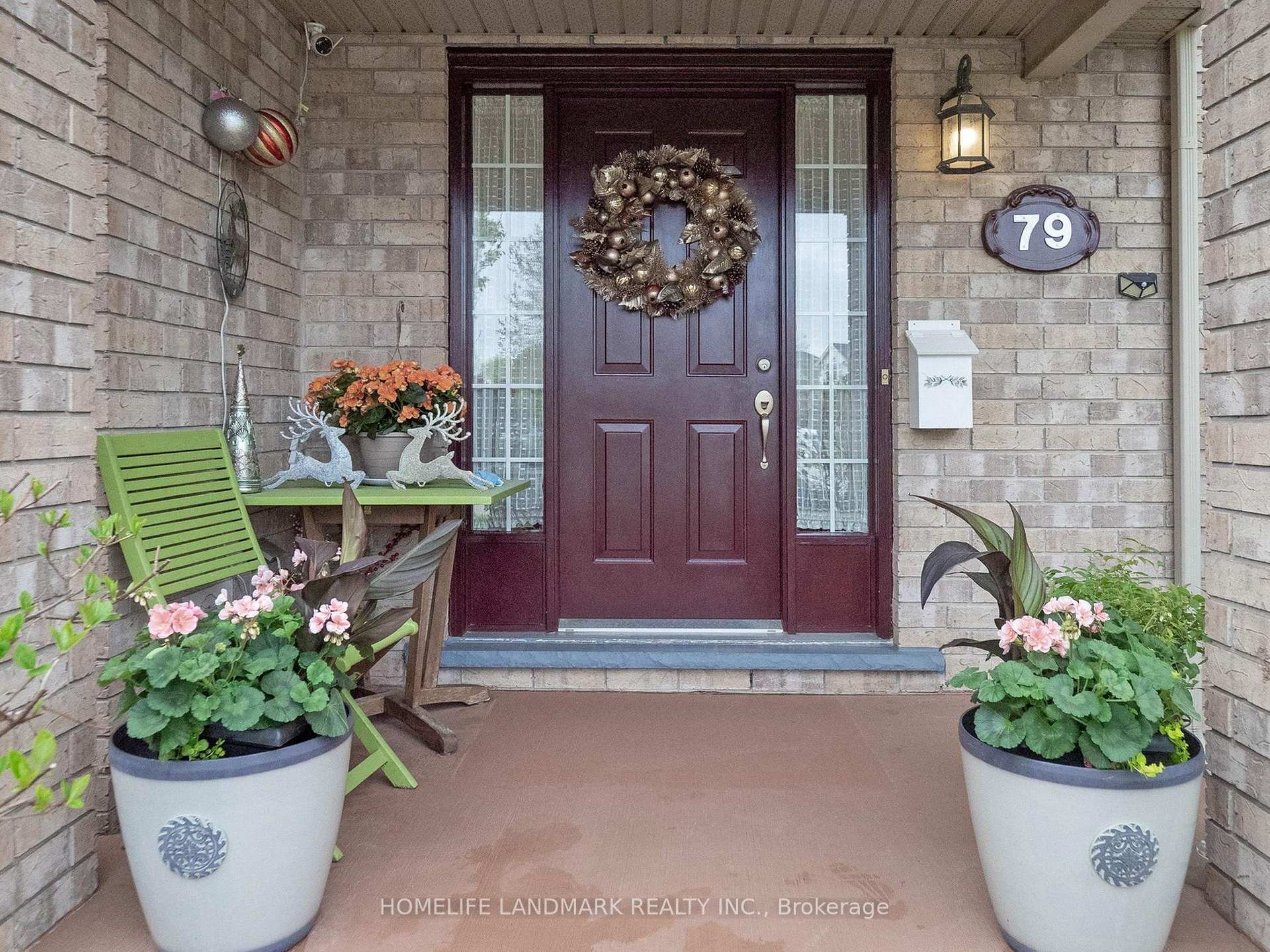 Photo 2 of 79 Clairfields Drive E, Guelph, Pineridge/Westminster Woods — HOMEH