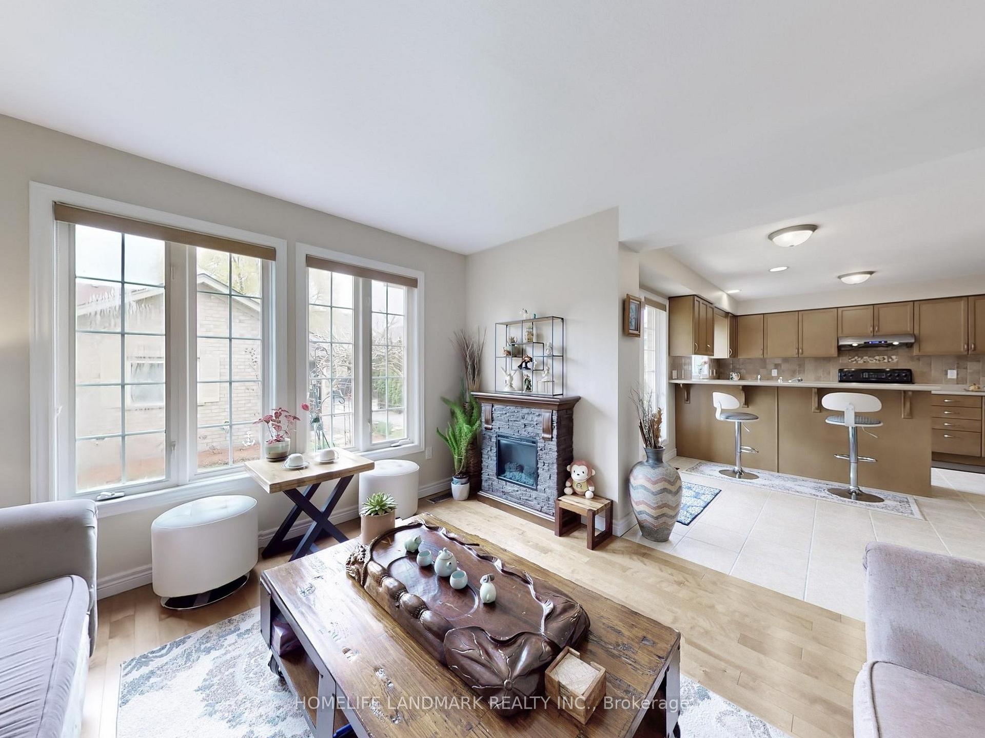 Photo 15 of 79 Clairfields Drive E, Guelph, Pineridge/Westminster Woods — HOMEH