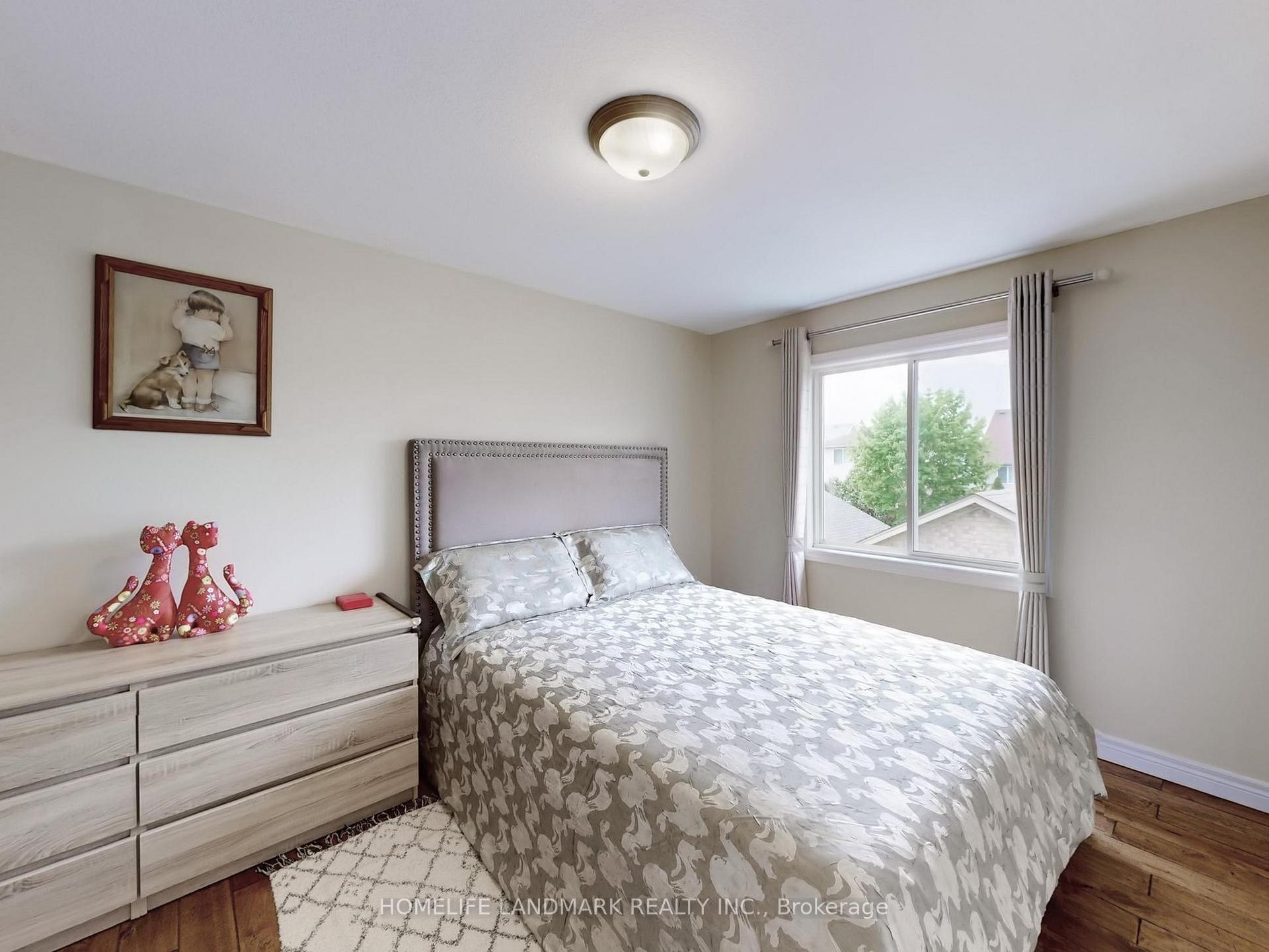 Photo 22 of 79 Clairfields Drive E, Guelph, Pineridge/Westminster Woods — HOMEH