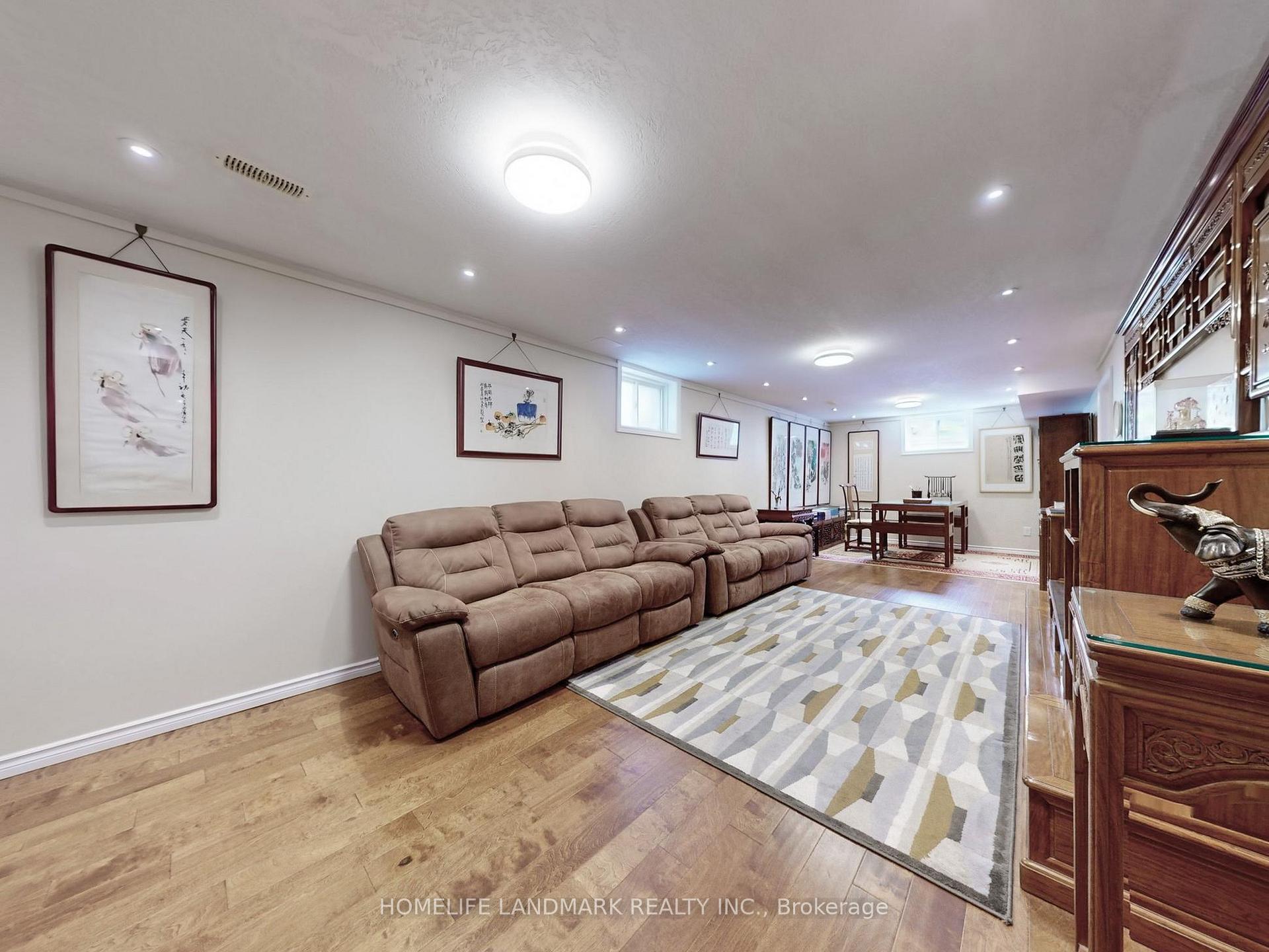 Photo 25 of 79 Clairfields Drive E, Guelph, Pineridge/Westminster Woods — HOMEH