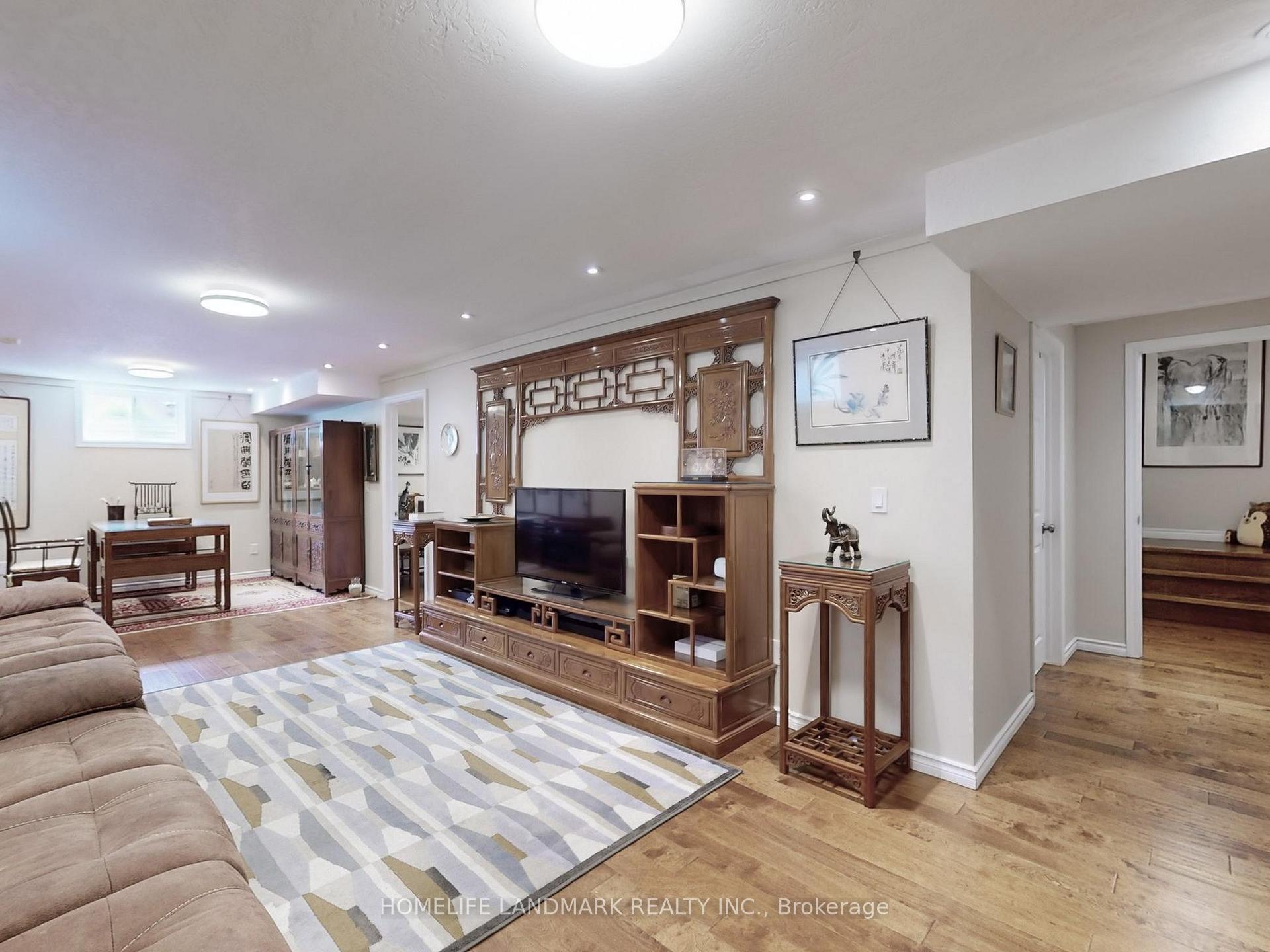 Photo 26 of 79 Clairfields Drive E, Guelph, Pineridge/Westminster Woods — HOMEH